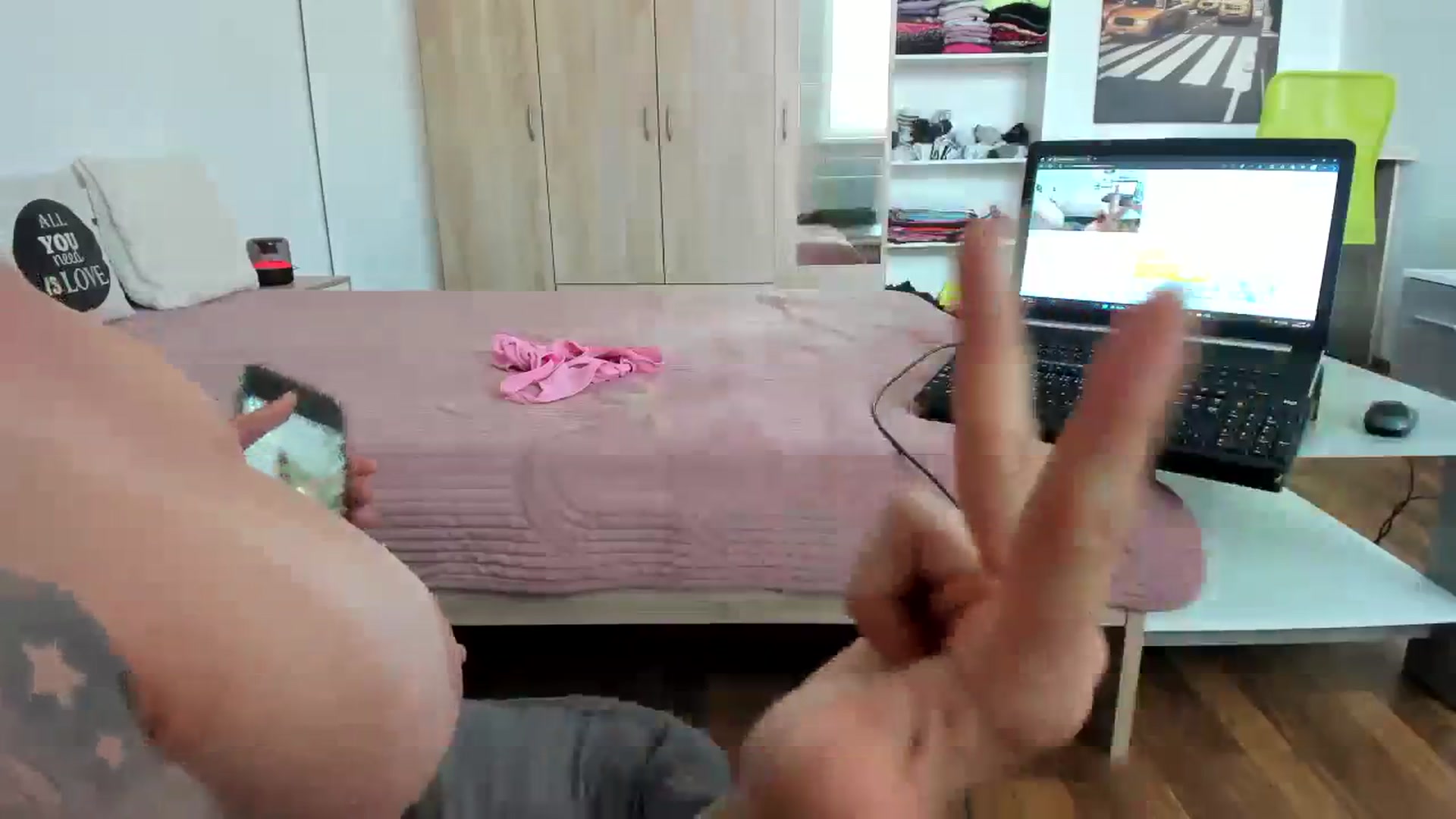 Gallery image thumbnail from Saandruskaa's myfreecams stream on, 10/13/2023, 10:10 image 5 of 20