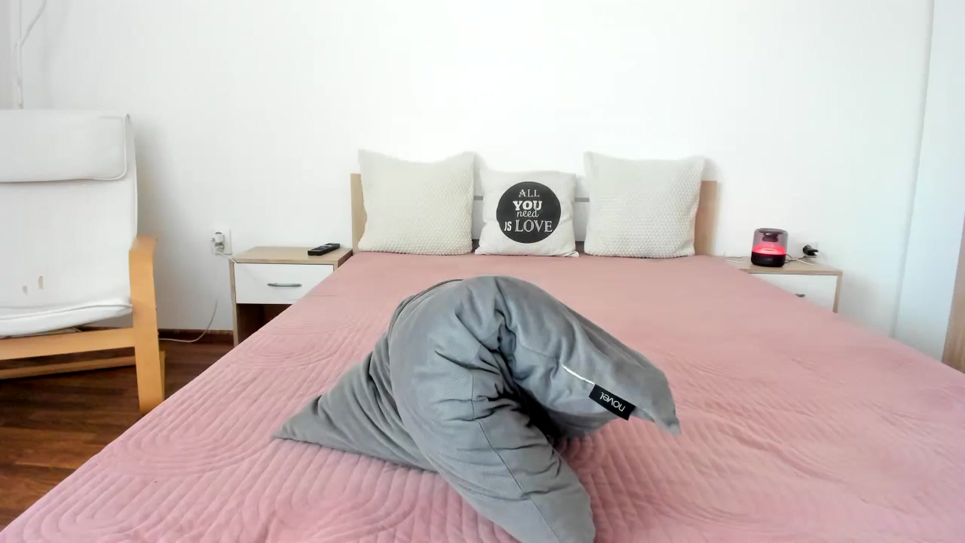 Gallery image thumbnail from Saandruskaa's myfreecams stream on, 10/22/2023, 11:22 image 19 of 20
