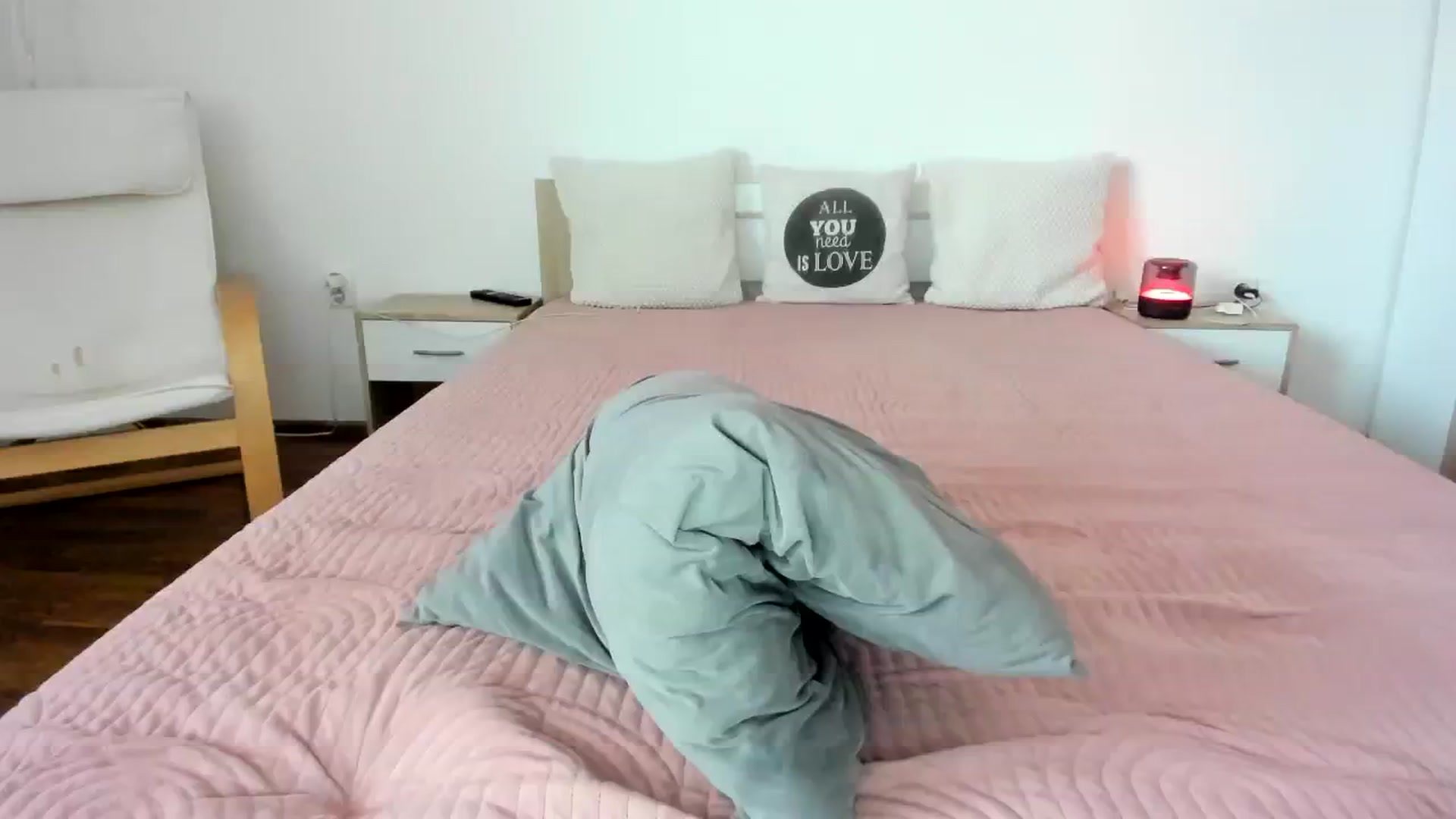 Gallery image thumbnail from Saandruskaa's myfreecams stream on, 11/09/2023, 14:28 image 12 of 20