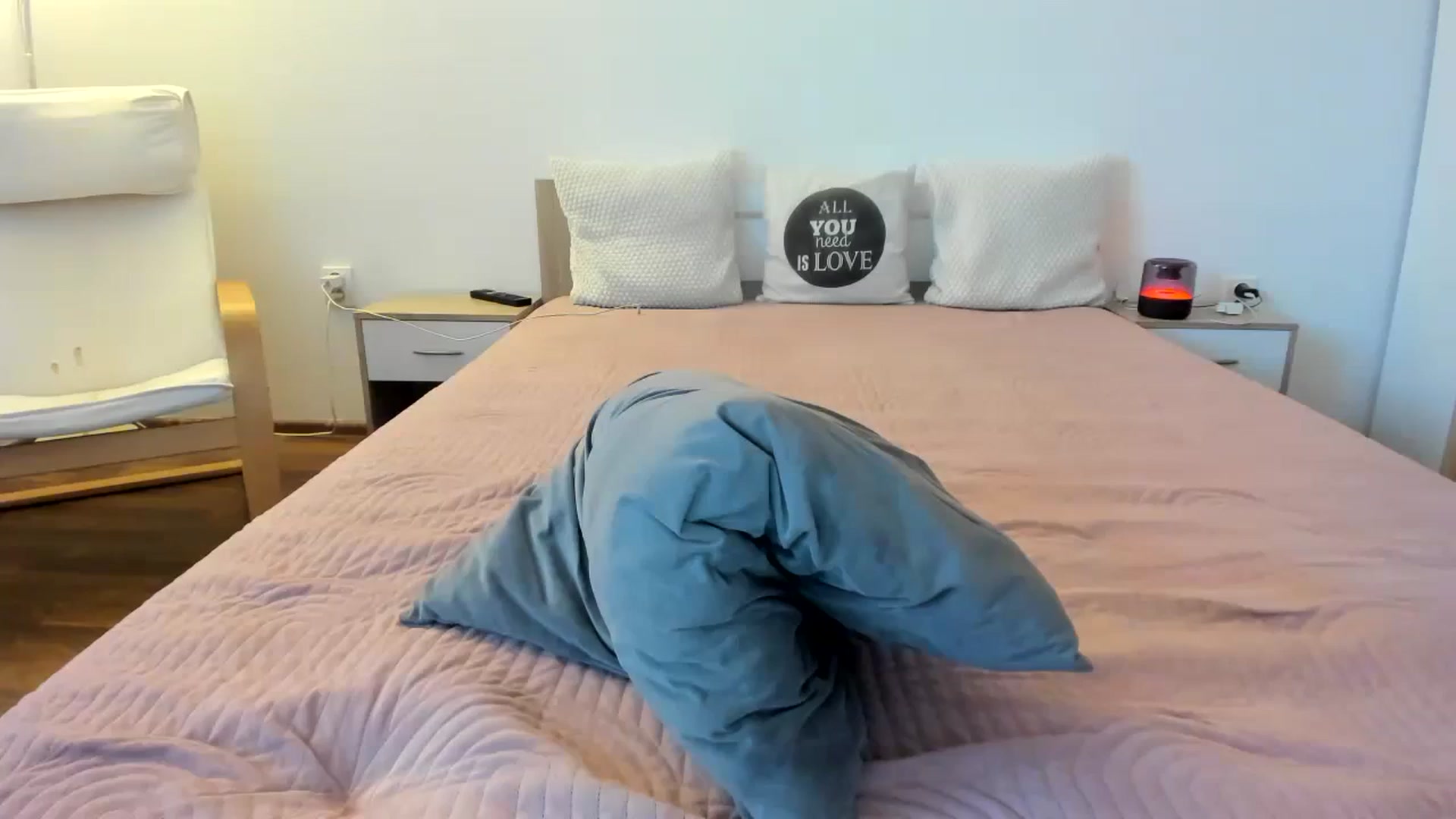 Gallery image thumbnail from Saandruskaa's myfreecams stream on, 11/09/2023, 14:28 image 13 of 20