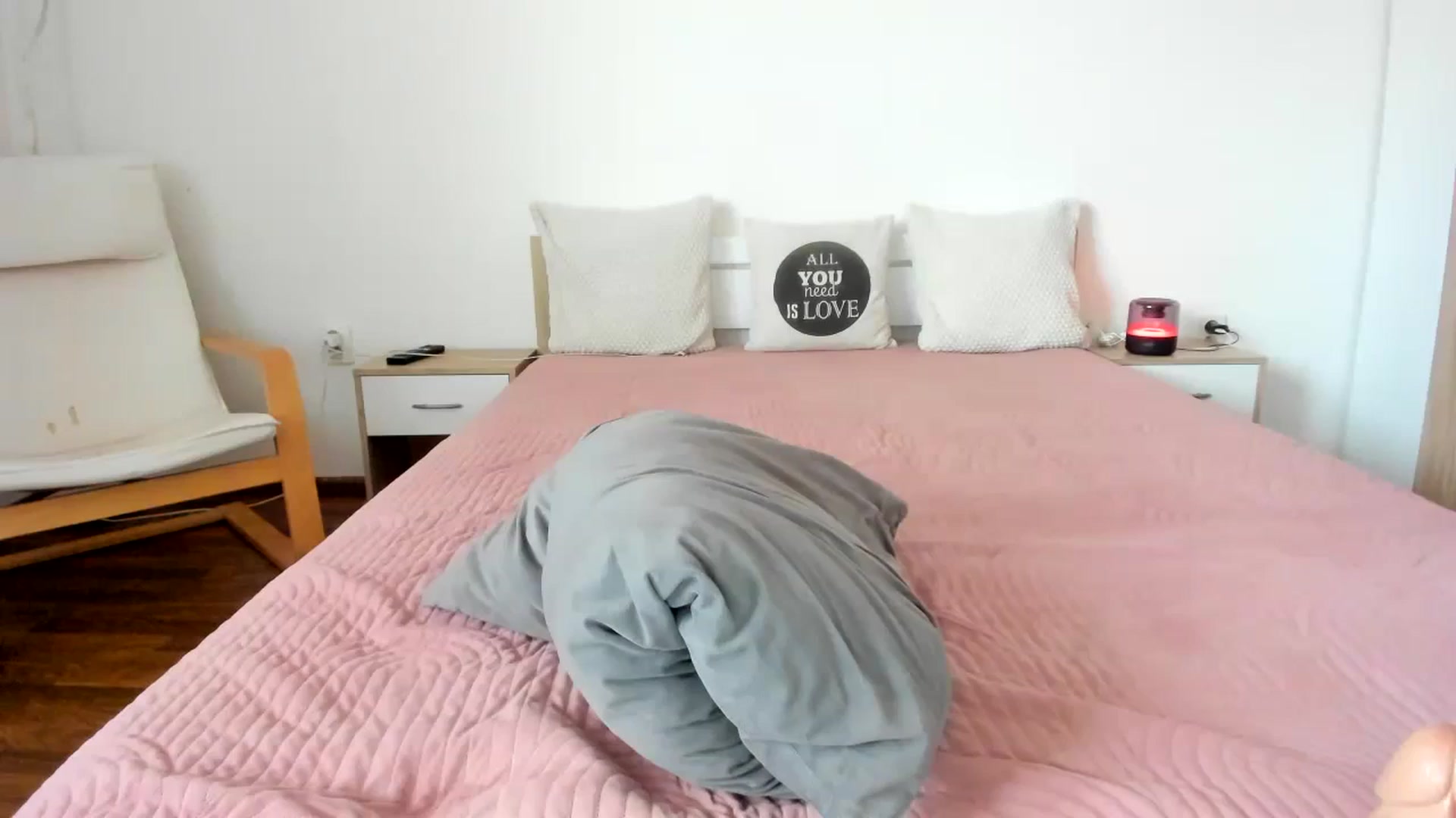 Gallery image thumbnail from Saandruskaa's myfreecams stream on, 11/11/2023, 13:28 image 12 of 20