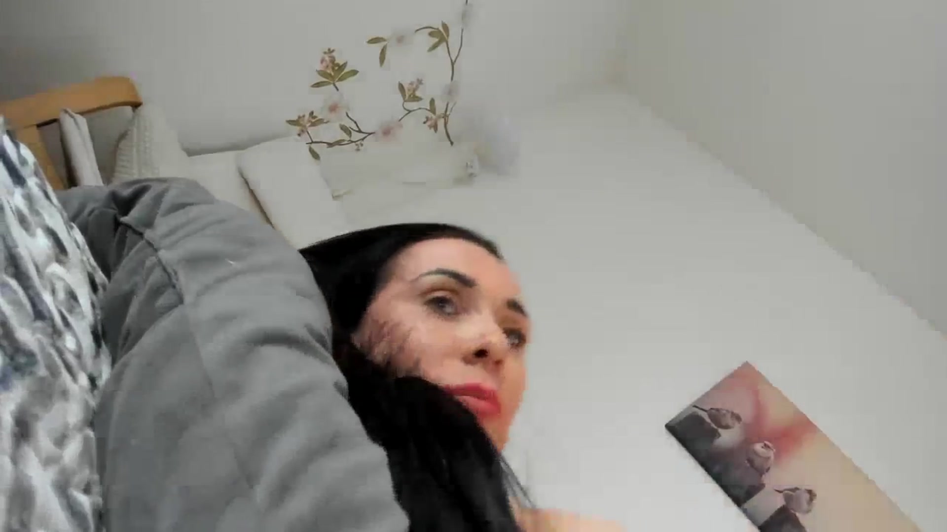 Gallery image thumbnail from Saandruskaa's myfreecams stream on, 11/23/2023, 13:35 image 10 of 20