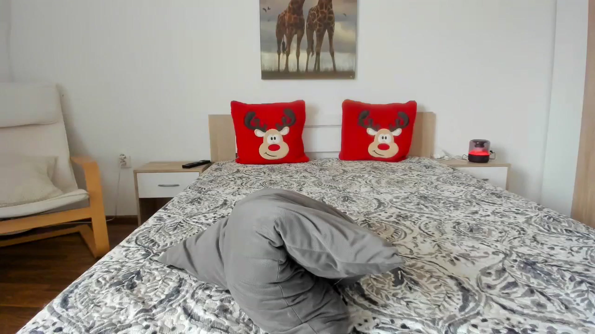Gallery image thumbnail from Saandruskaa's myfreecams stream on, 11/28/2023, 11:19 image 14 of 20