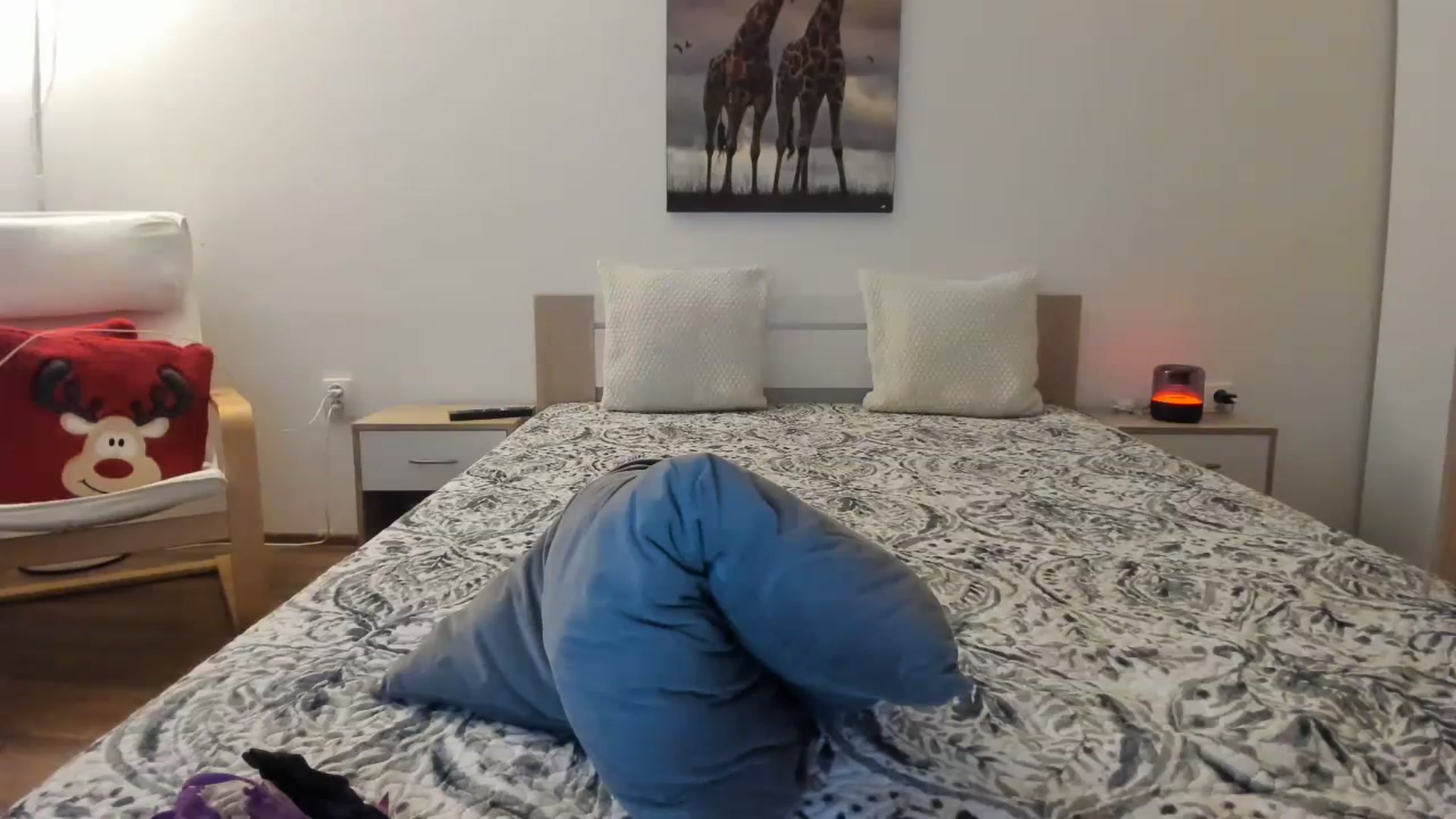Gallery image thumbnail from Saandruskaa's myfreecams stream on, 12/08/2023, 15:20 image 18 of 20