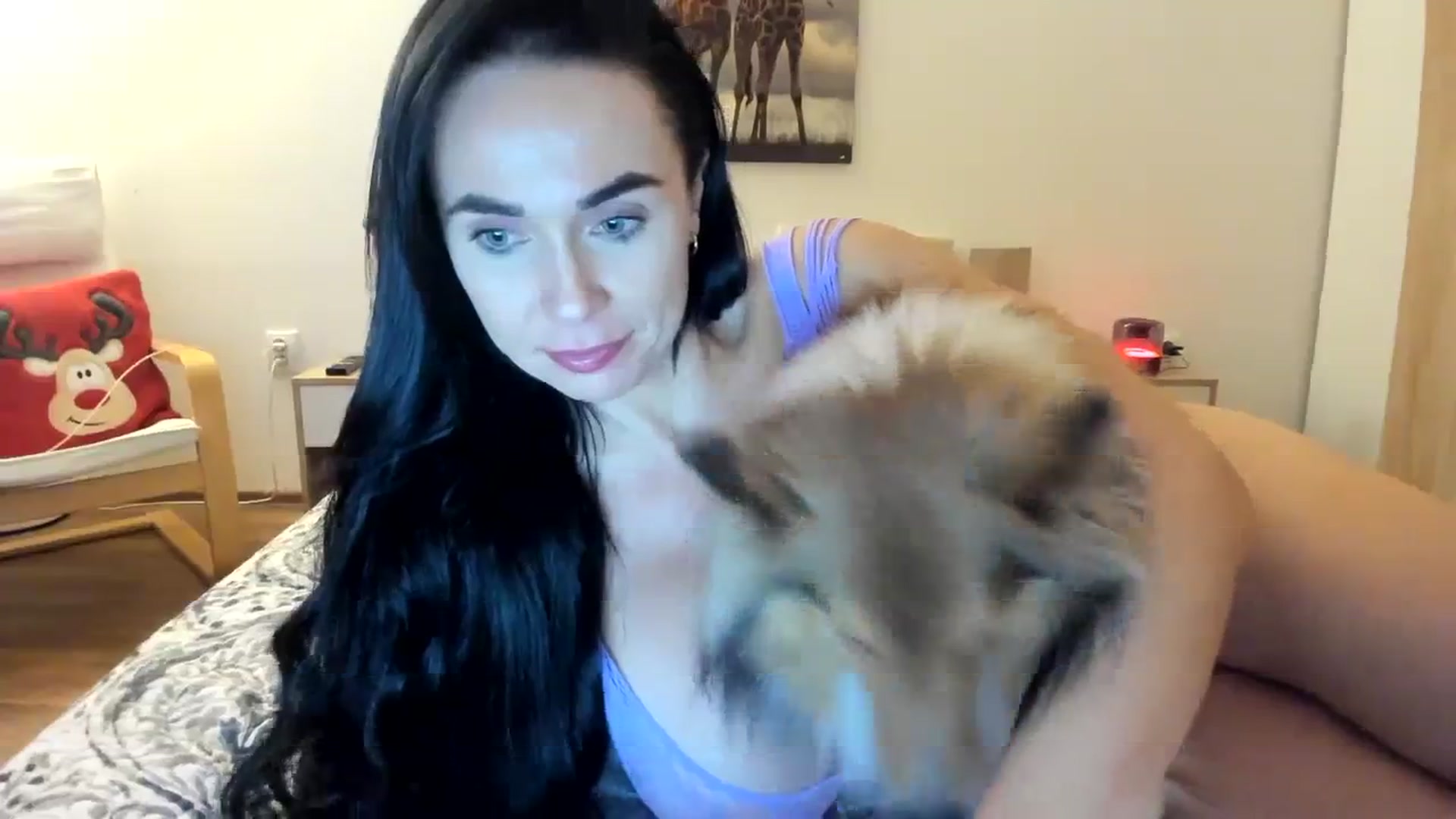 Gallery image thumbnail from Saandruskaa's myfreecams stream on, 12/15/2023, 15:29 image 12 of 20
