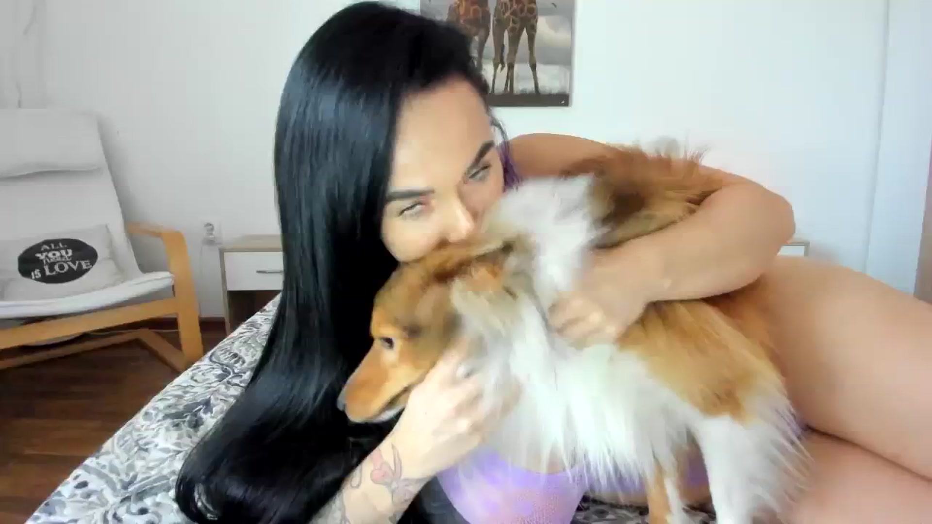 Gallery image thumbnail from Saandruskaa's myfreecams stream on, 01/03/2024, 12:39 image 14 of 20