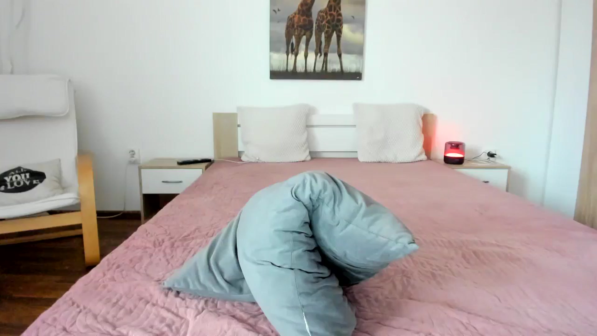Gallery image thumbnail from Saandruskaa's myfreecams stream on, 01/06/2024, 13:23 image 20 of 20