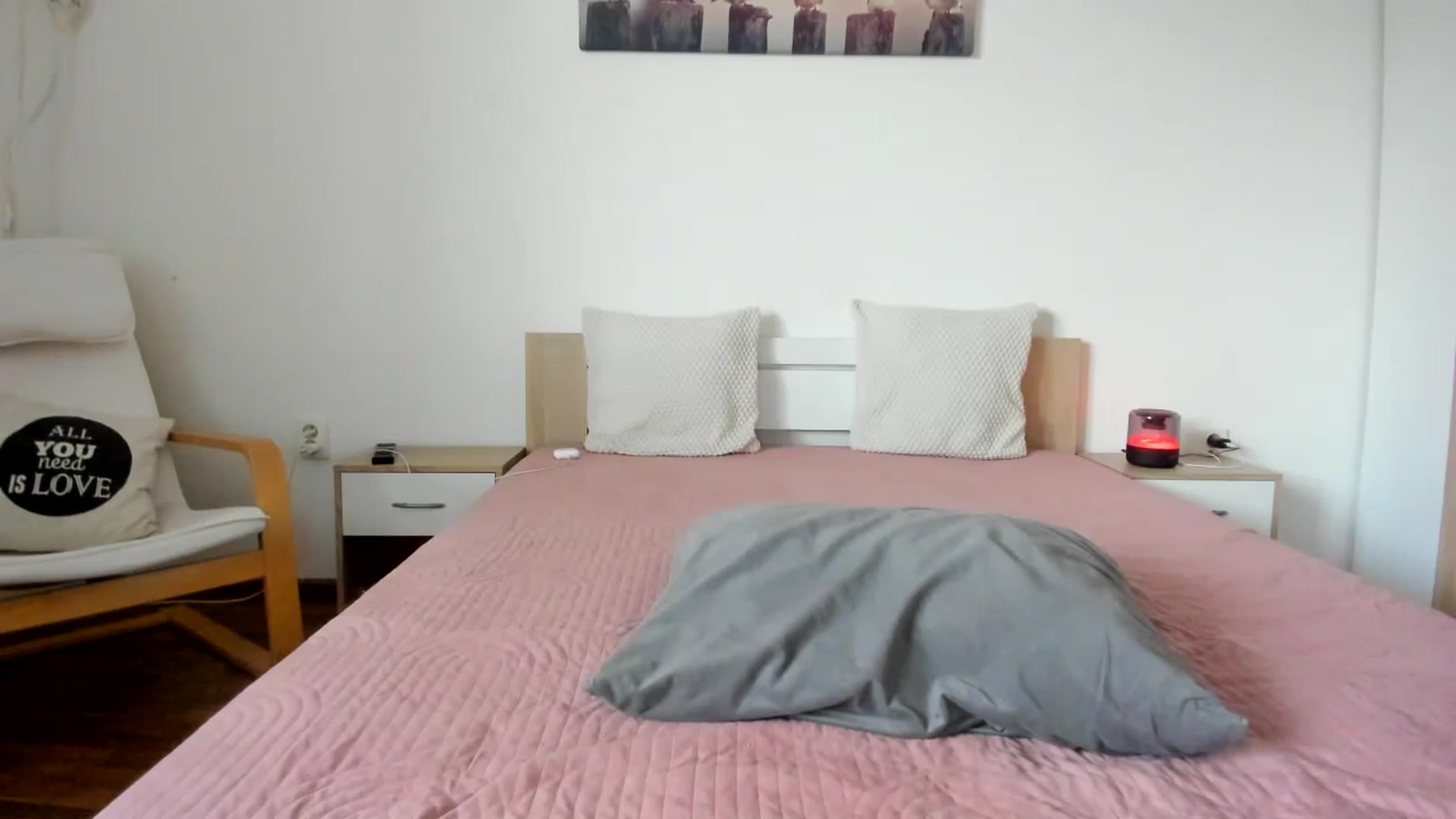 Gallery image thumbnail from Saandruskaa's myfreecams stream on, 01/24/2024, 13:00 image 3 of 20