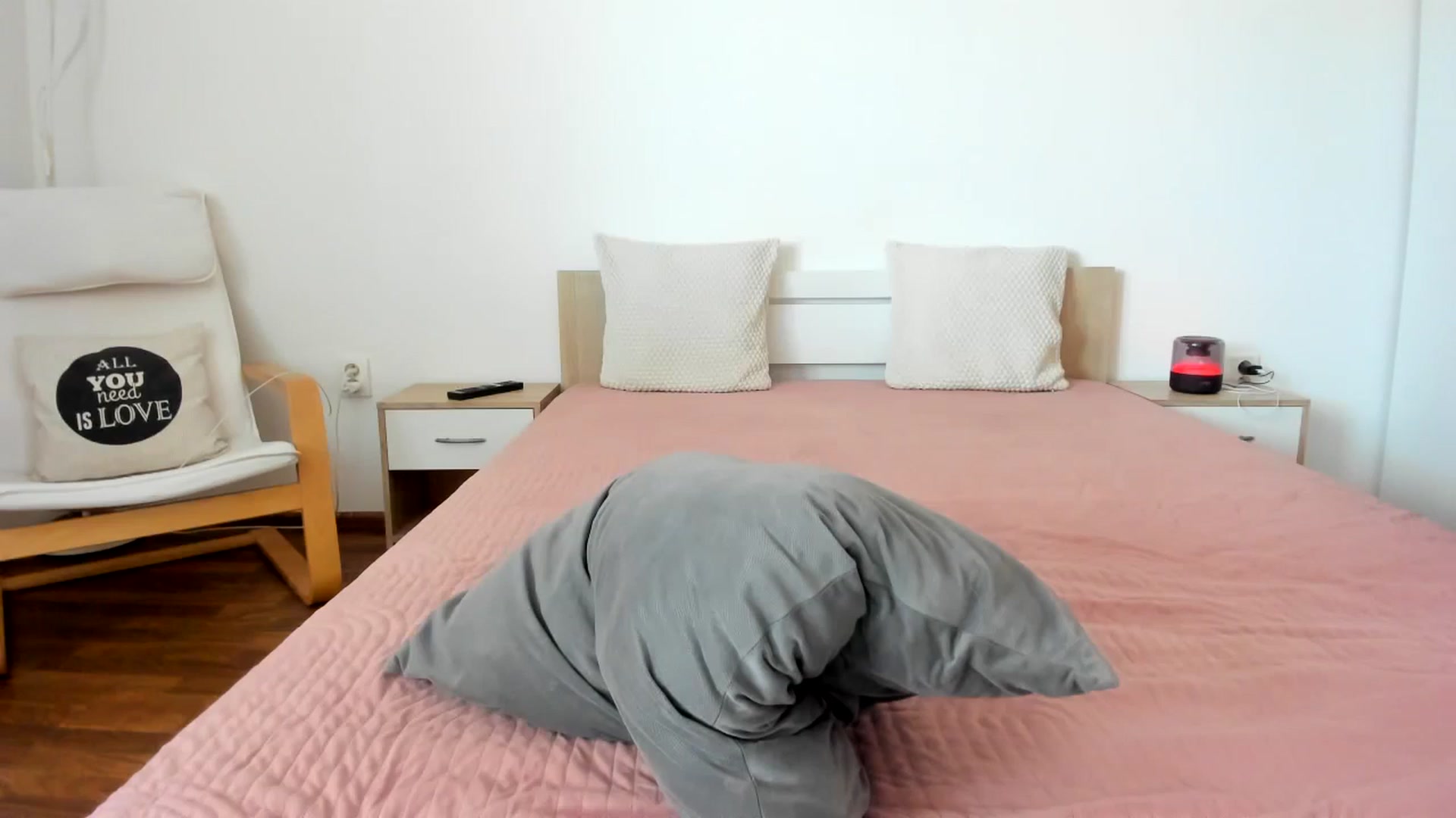 Gallery image thumbnail from Saandruskaa's myfreecams stream on, 01/27/2024, 11:55 image 6 of 20