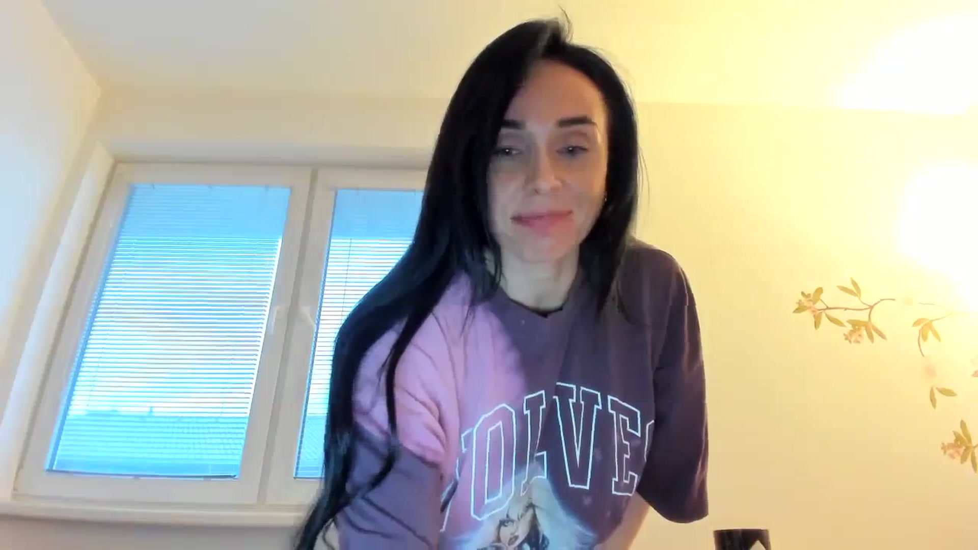 Gallery image thumbnail from Saandruskaa's myfreecams stream on, 03/01/2024, 16:21 image 11 of 20