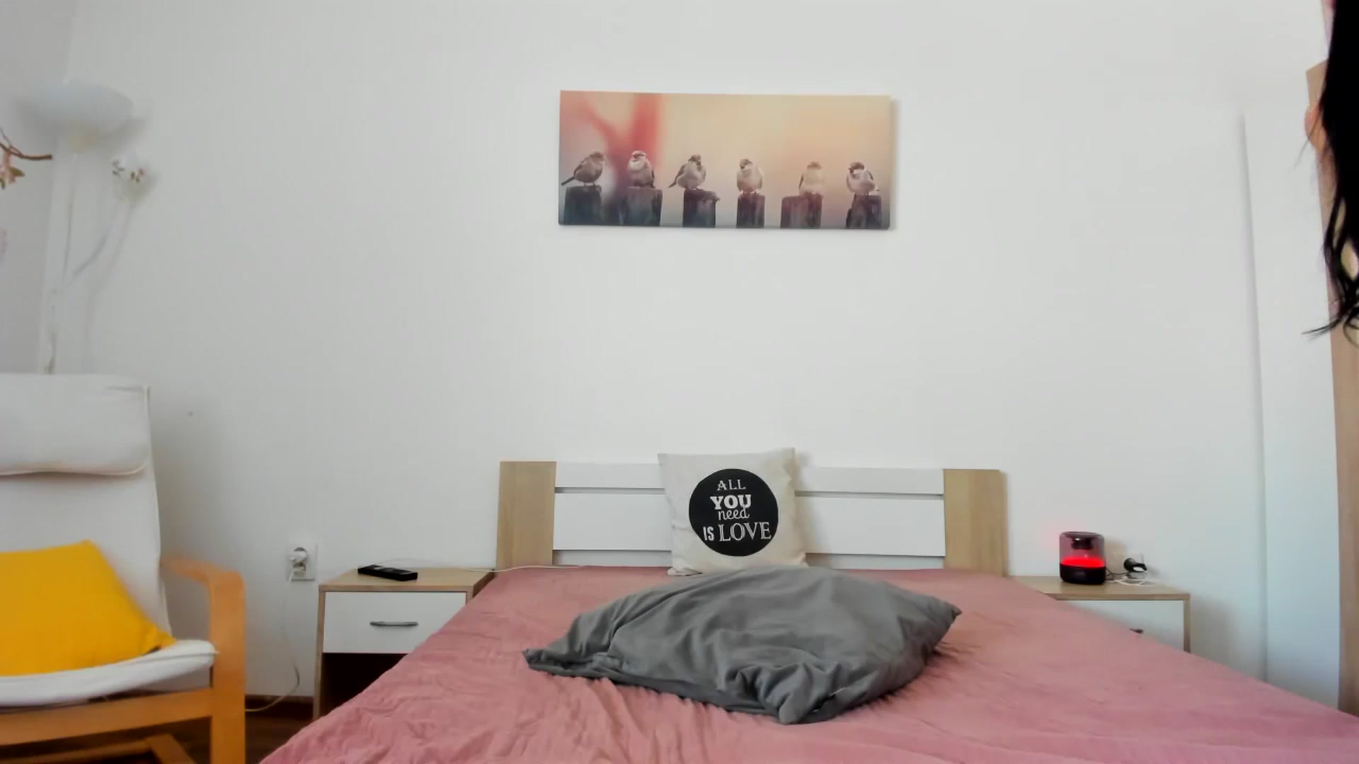 Gallery image thumbnail from Saandruskaa's myfreecams stream on, 03/17/2024, 14:27 image 14 of 20