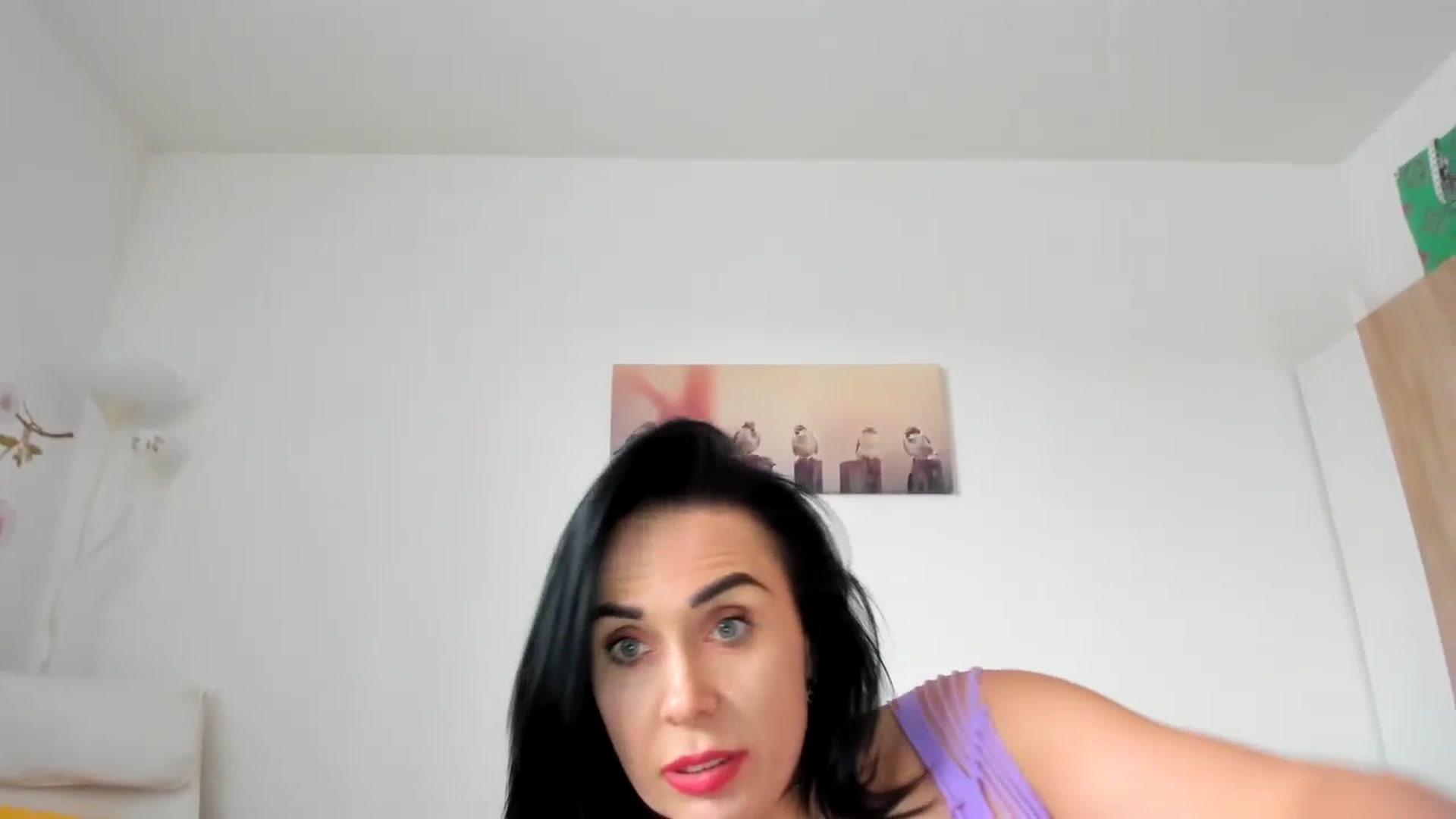 Gallery image thumbnail from Saandruskaa's myfreecams stream on, 04/16/2024, 11:22 image 10 of 20