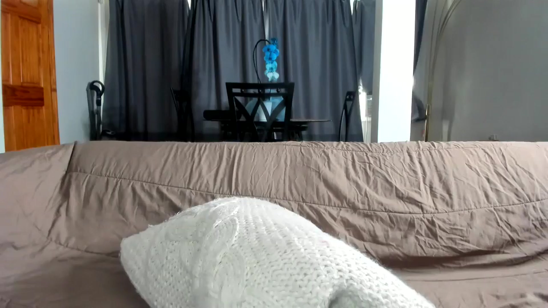 Gallery image thumbnail from Saandruskaa's myfreecams stream on, 08/02/2024, 18:28 image 1 of 20