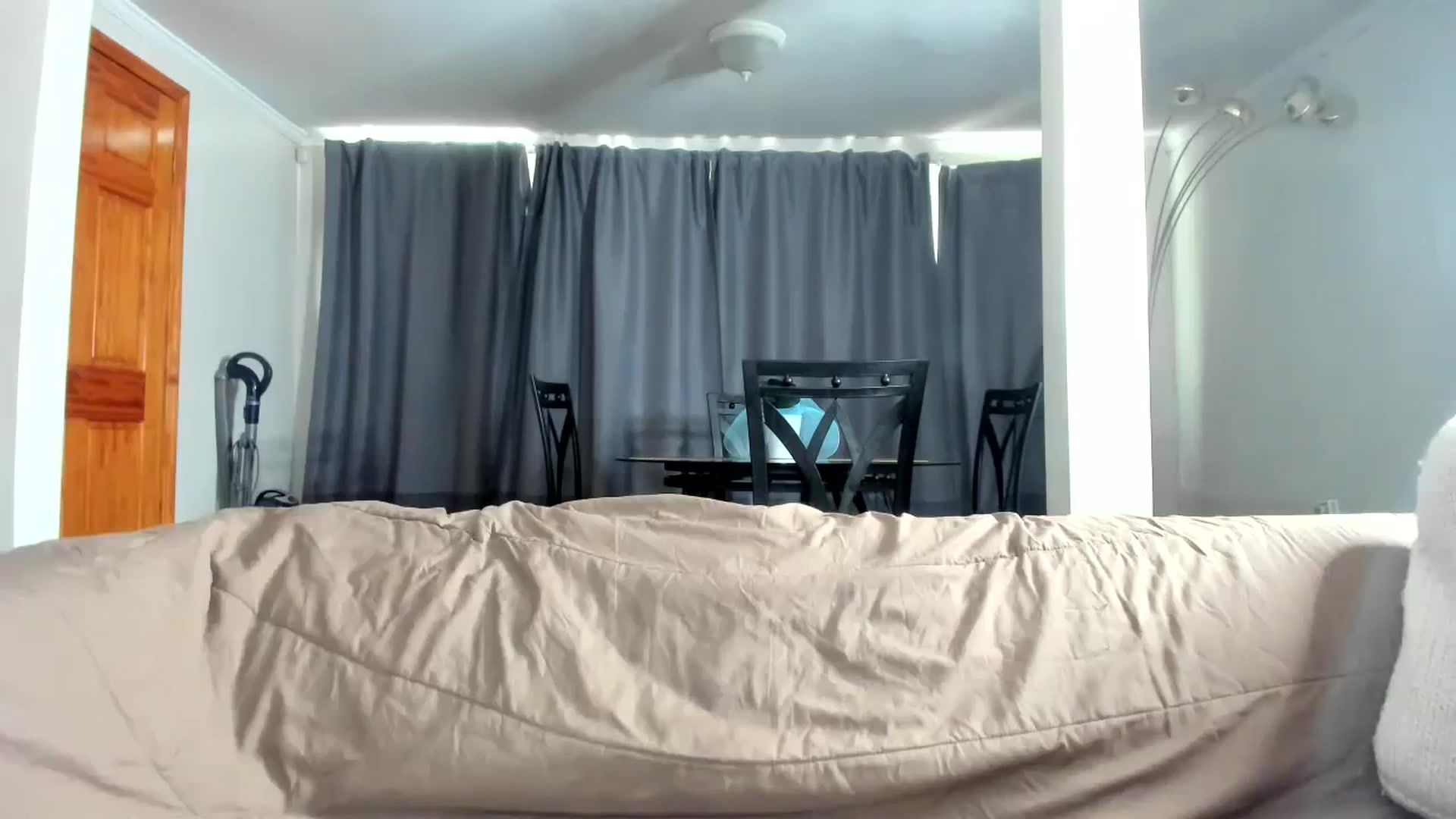 Gallery image thumbnail from Saandruskaa's myfreecams stream on, 08/17/2024, 18:40 image 14 of 20