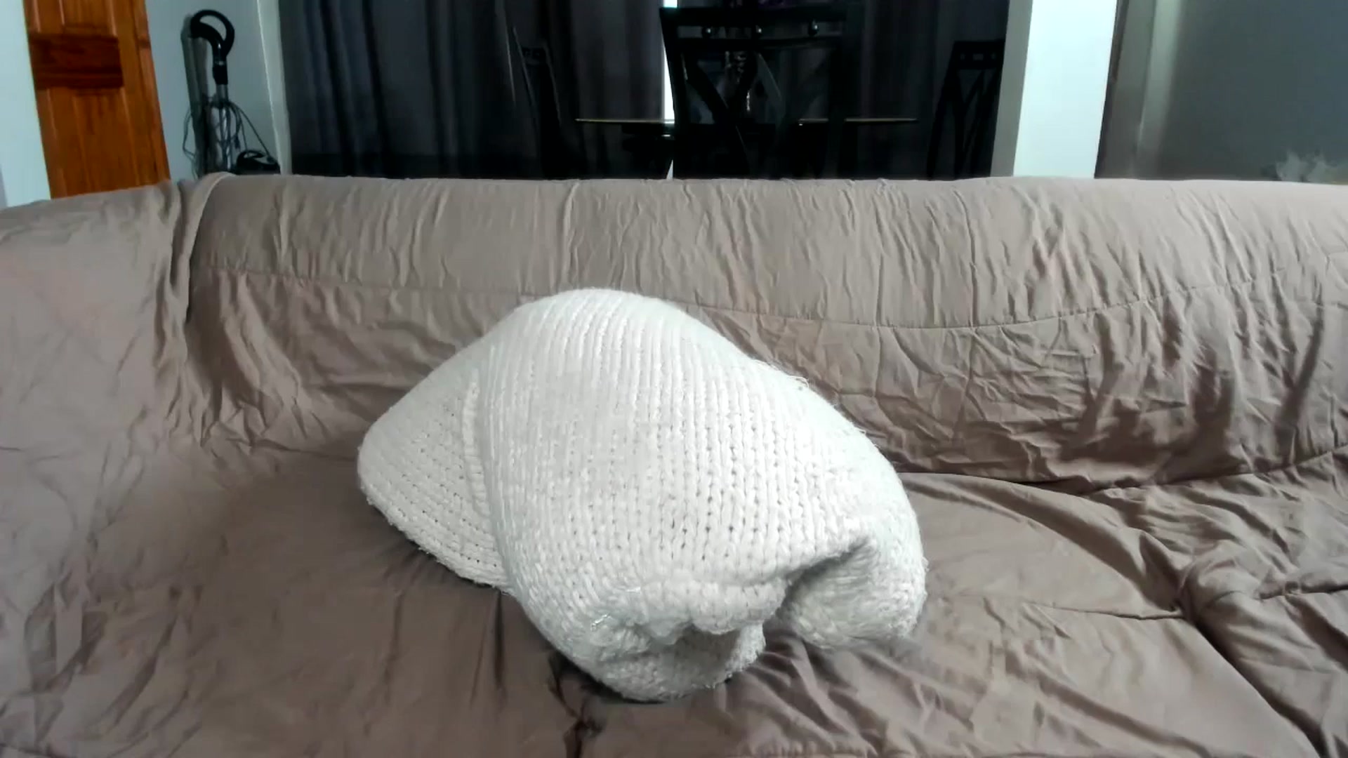 Gallery image thumbnail from Saandruskaa's myfreecams stream on, 08/30/2024, 16:47 image 16 of 20
