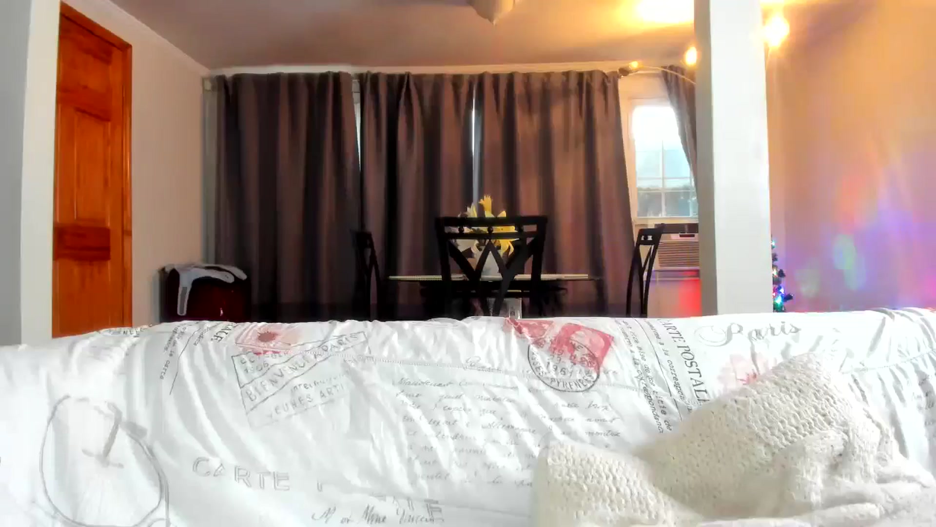 Gallery image thumbnail from Saandruskaa's myfreecams stream on, 12/20/2024, 18:43 image 3 of 20