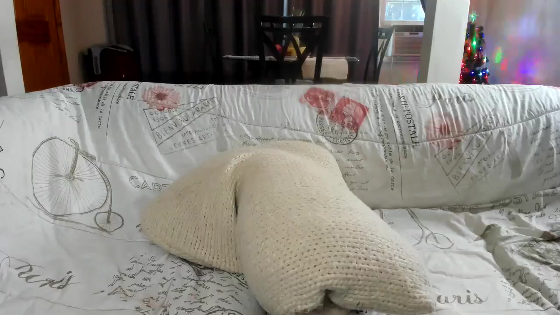 Gallery image thumbnail from Saandruskaa's myfreecams stream on, 12/21/2024, 19:12 image 17 of 20