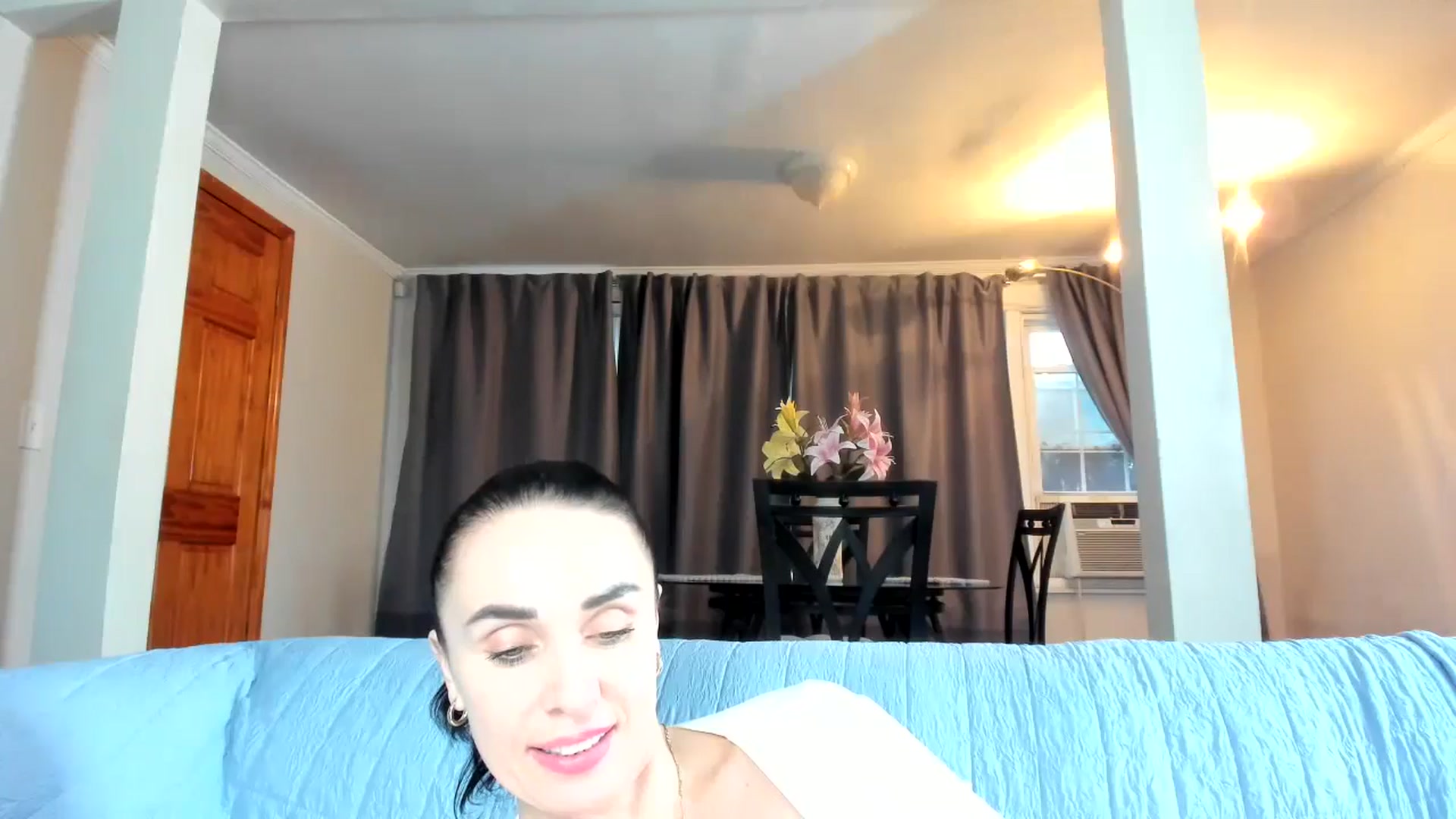 Gallery image thumbnail from Saandruskaa's myfreecams stream on, 12/28/2024, 21:16 image 9 of 20