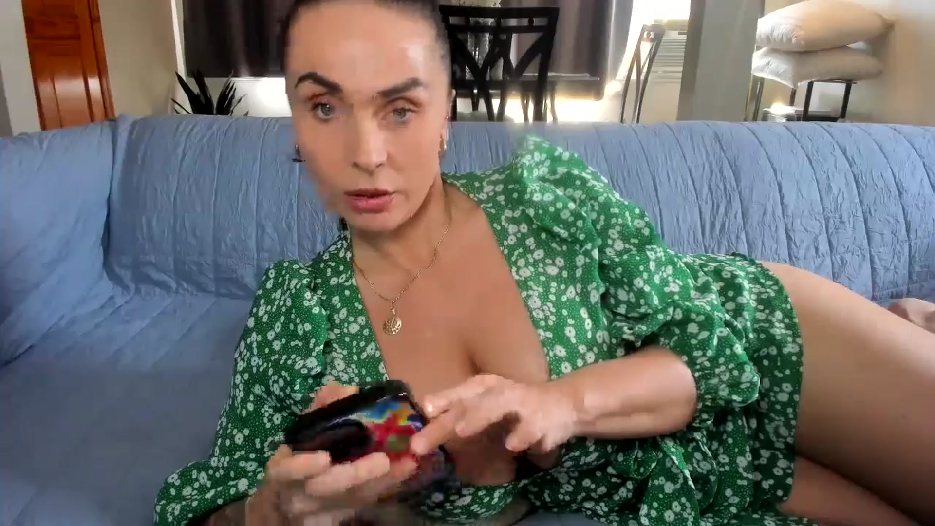 Gallery image thumbnail from Saandruskaa's myfreecams stream on, 03/21/2025, 15:51 image 10 of 20