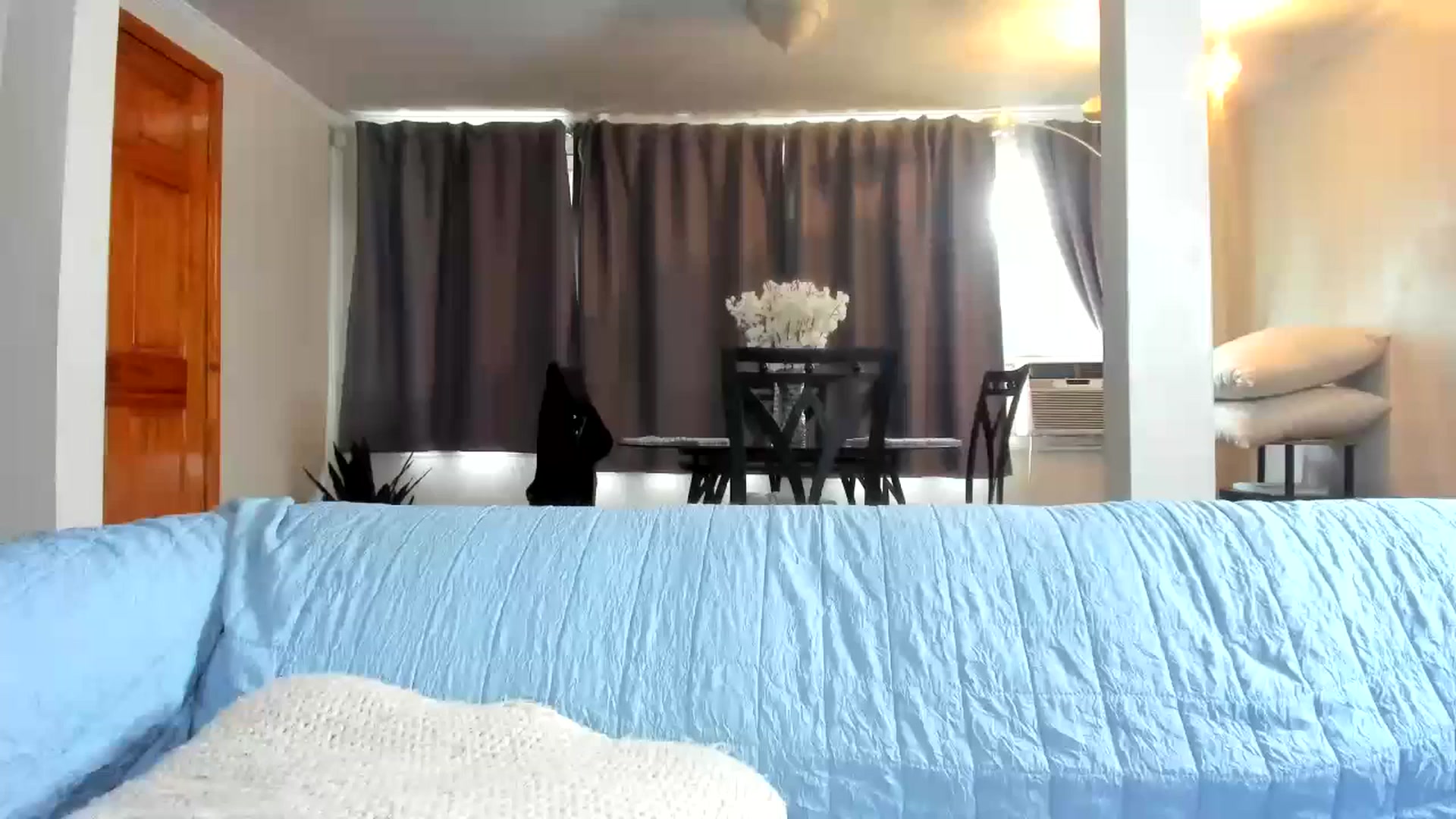 Gallery image thumbnail from Saandruskaa's myfreecams stream on, 04/03/2025, 18:18 image 8 of 20