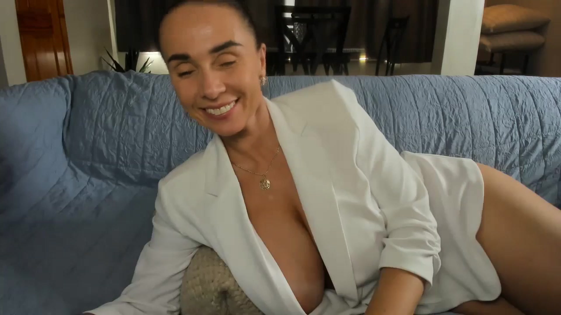 Gallery image thumbnail from Saandruskaa's myfreecams stream on, 04/18/2025, 17:07 image 16 of 20