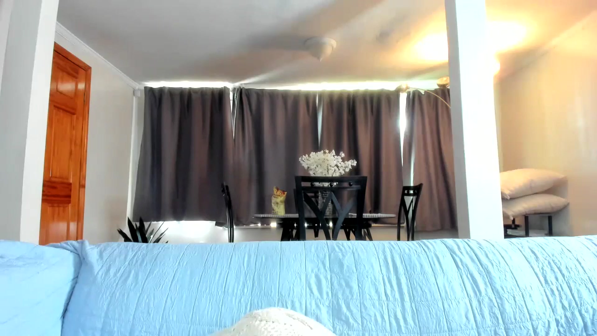 Gallery image thumbnail from Saandruskaa's myfreecams stream on, 05/24/2025, 19:20 image 3 of 20