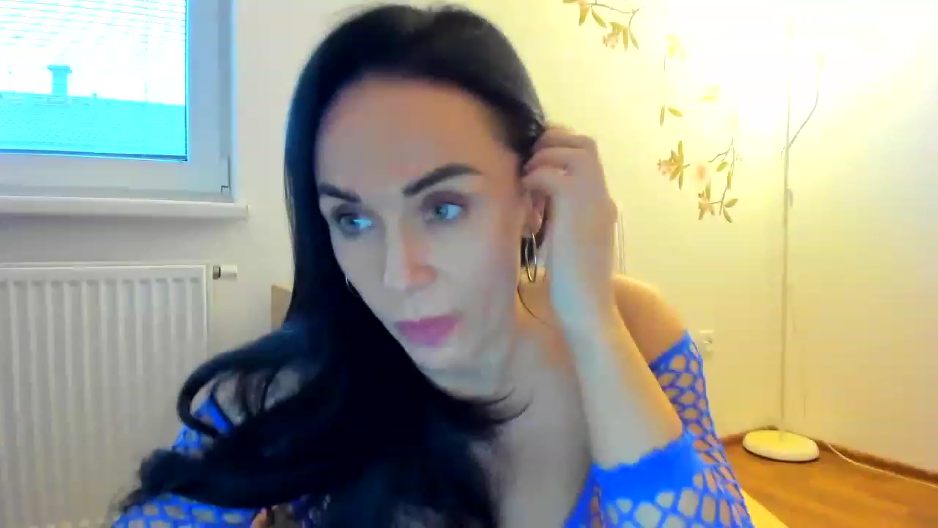 Gallery image thumbnail from Saandruskka's myfreecams stream on, 12/09/2022, 13:45 image 12 of 20