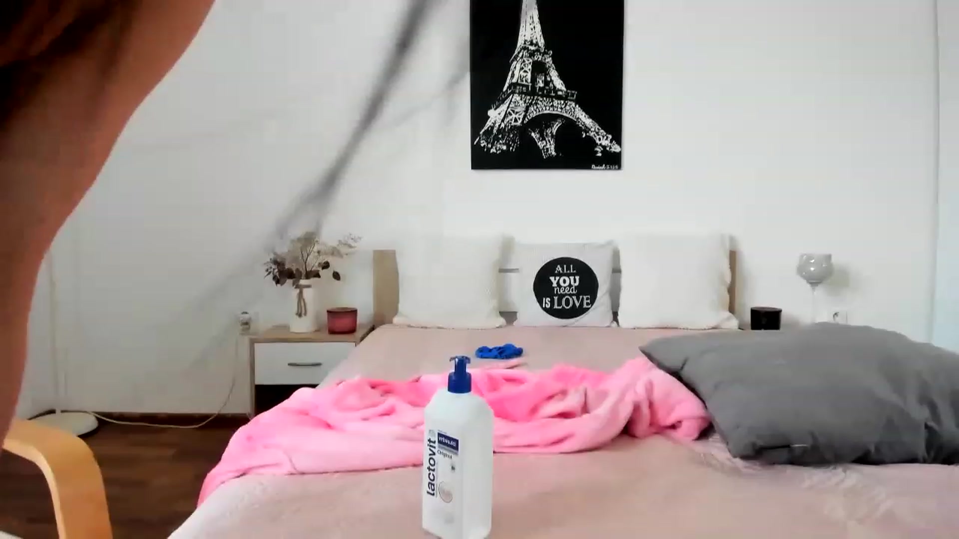 Gallery image thumbnail from Saandruskka's myfreecams stream on, 12/10/2022, 10:28 image 3 of 20