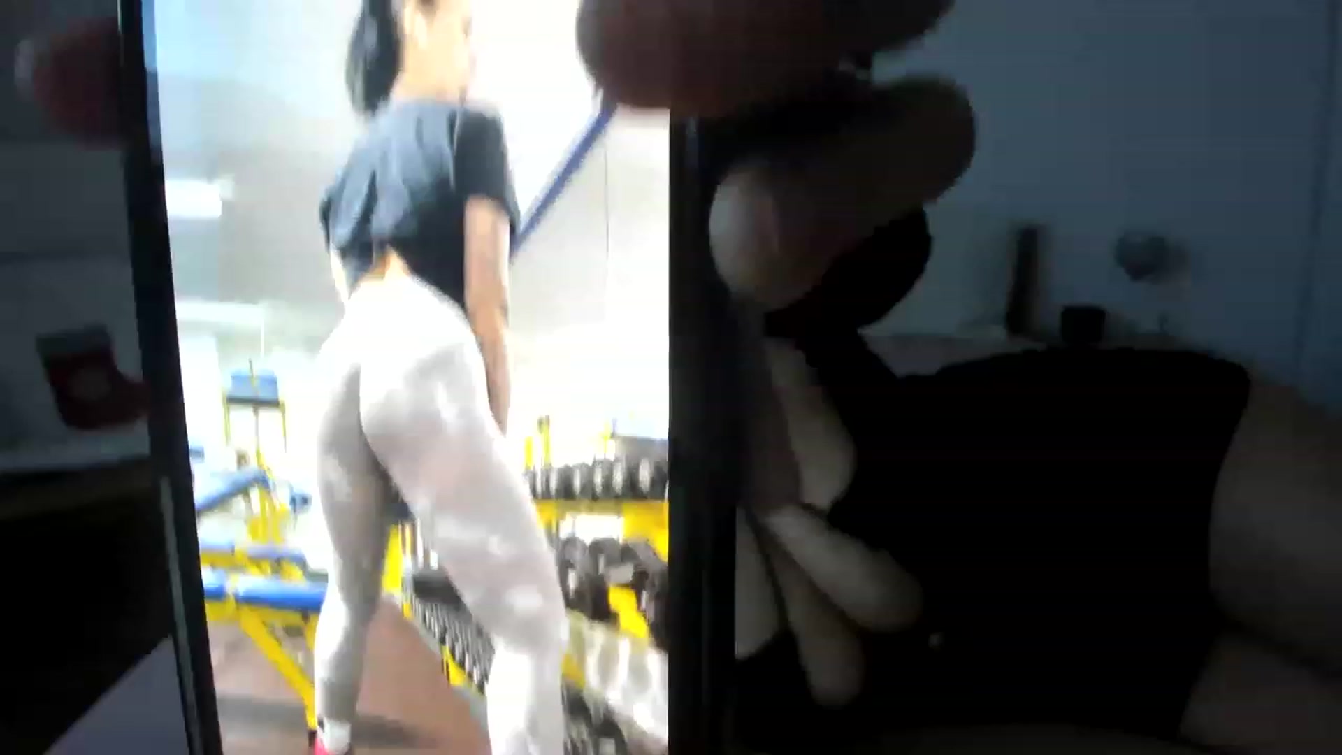Gallery image thumbnail from Saandruskka's myfreecams stream on, 12/23/2022, 14:00 image 18 of 20