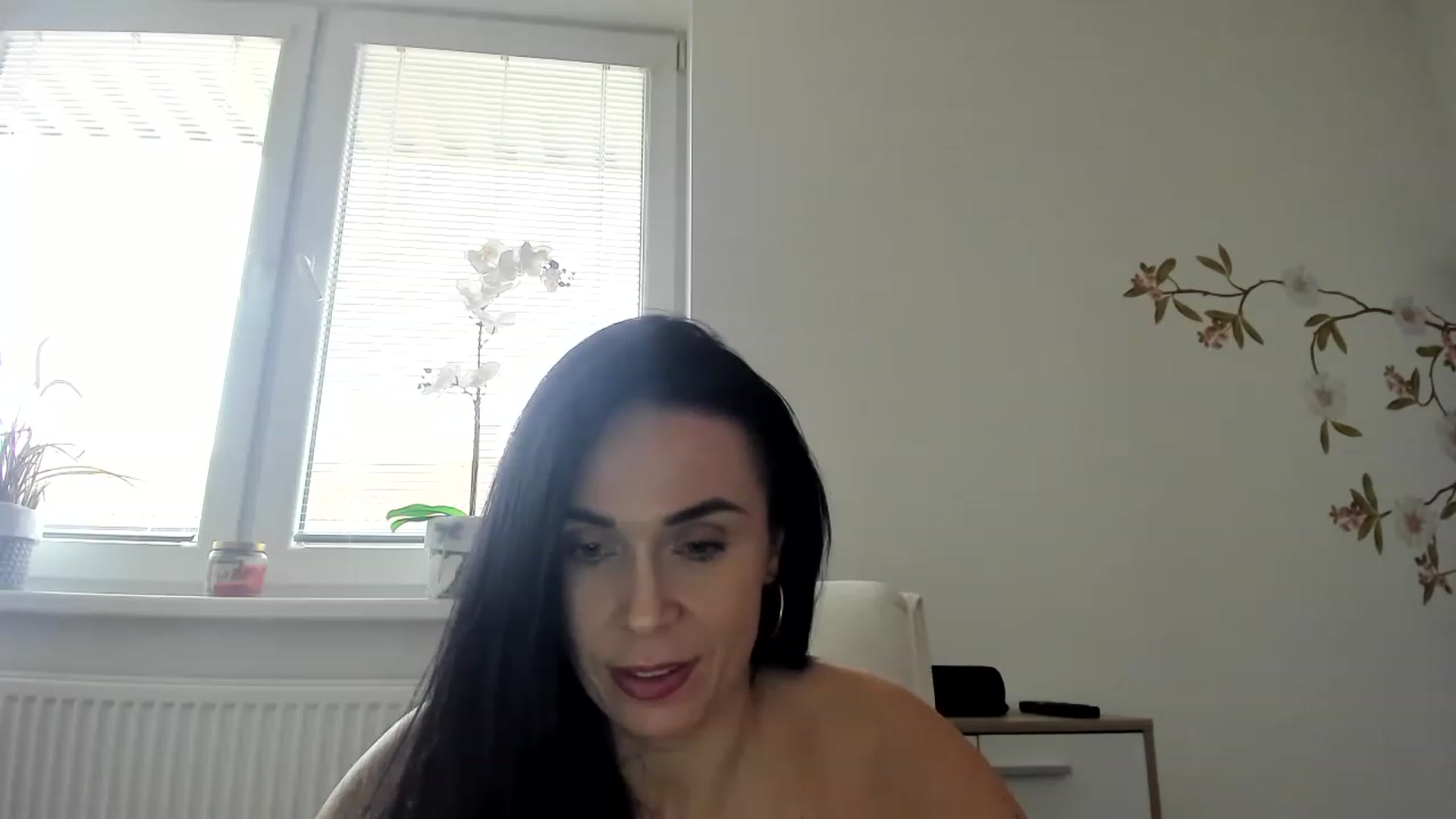 Gallery image thumbnail from Saandruskka's myfreecams stream on, 12/30/2022, 11:56 image 18 of 20