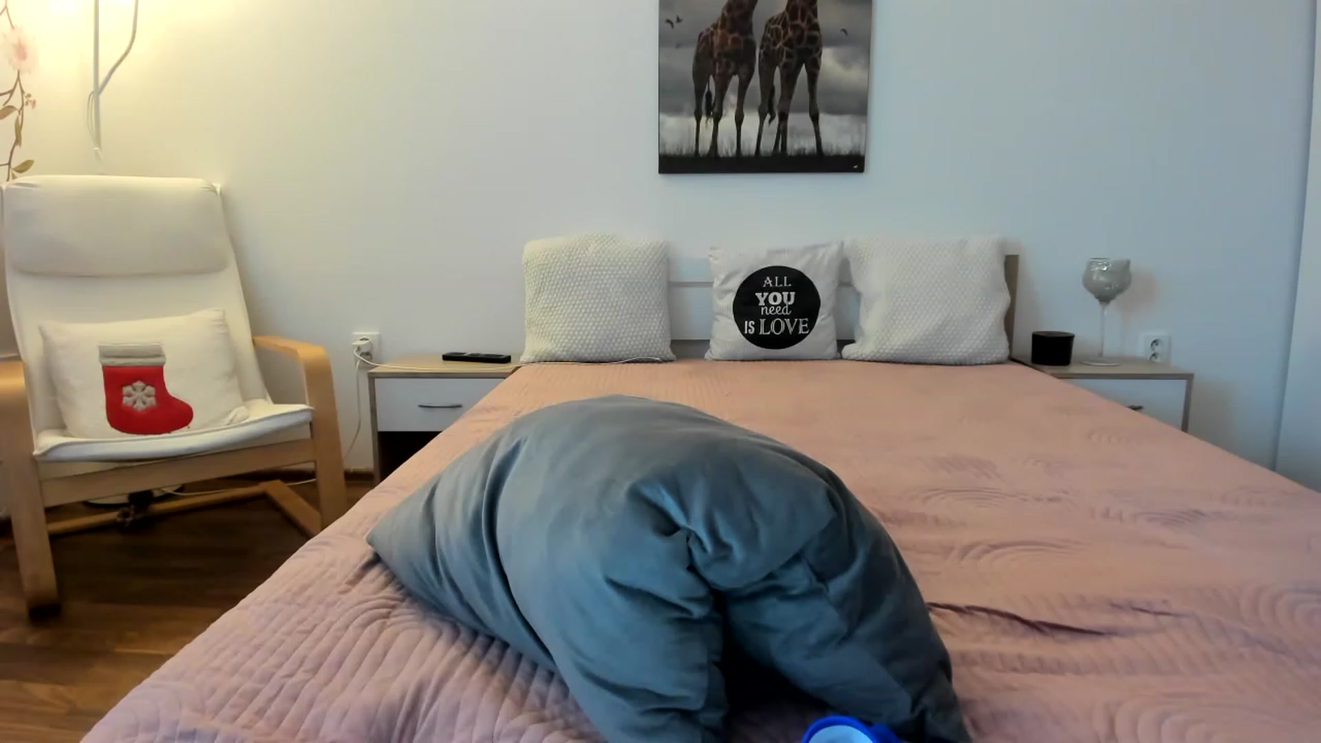 Gallery image thumbnail from Saandruskka's myfreecams stream on, 01/09/2023, 11:49 image 17 of 20