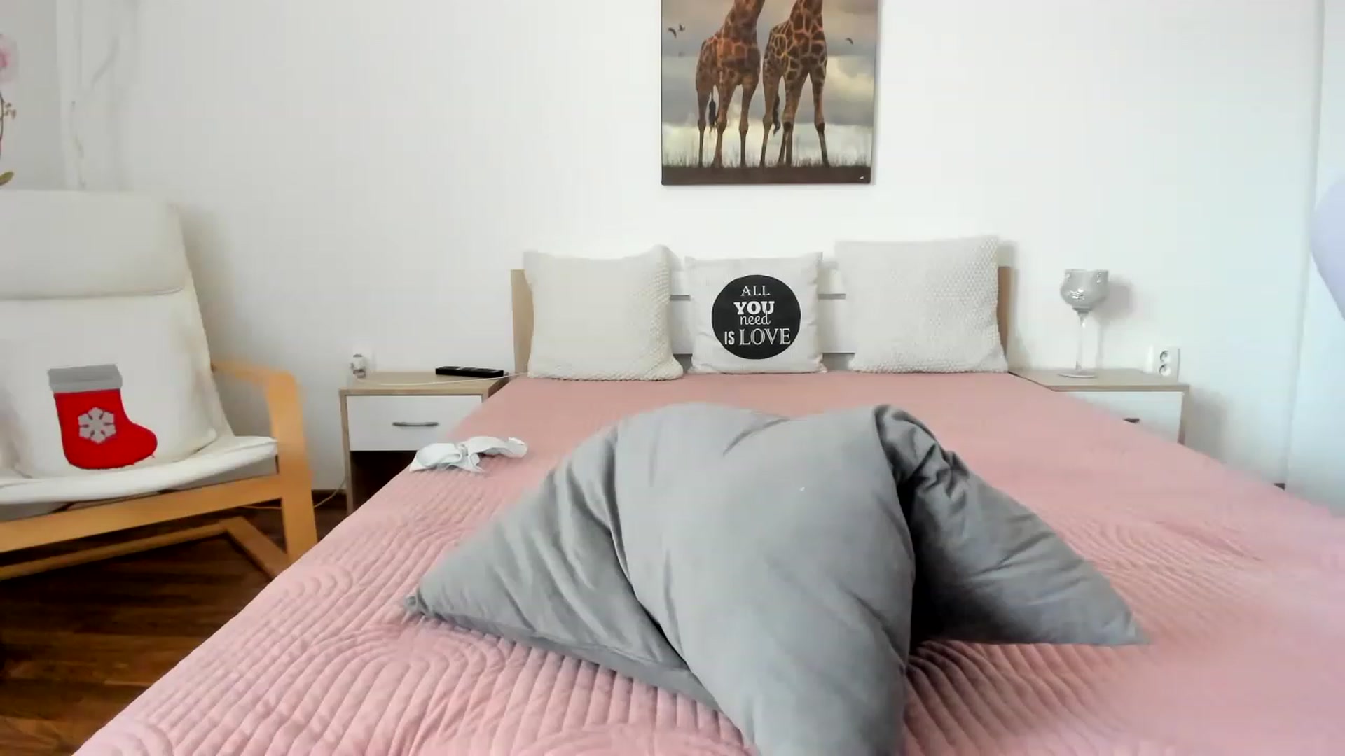 Gallery image thumbnail from Saandruskka's myfreecams stream on, 01/29/2023, 09:56 image 12 of 20