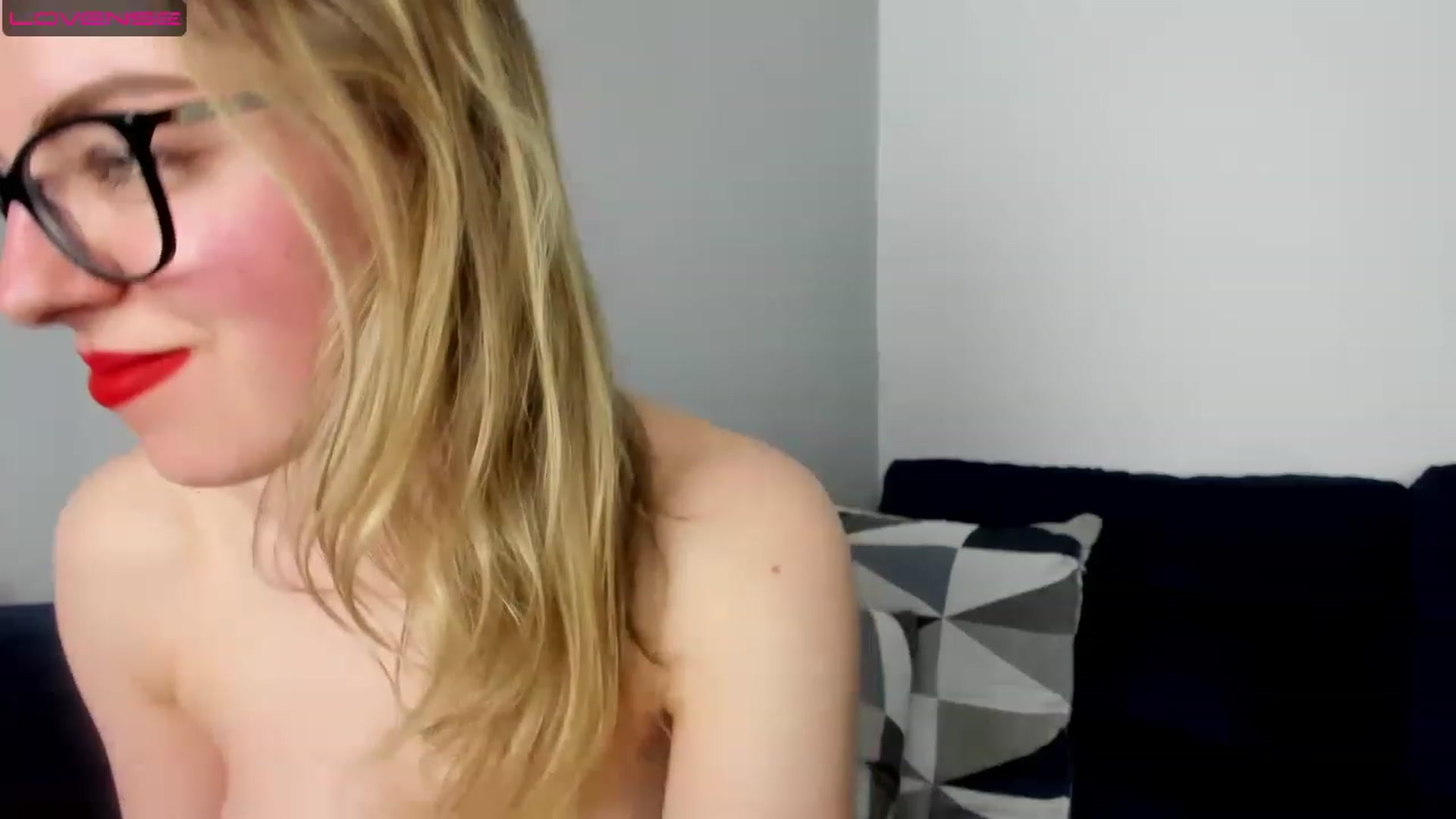 Gallery image thumbnail from SaandyStorm's myfreecams stream on, 05/15/2023, 19:32 image 13 of 20
