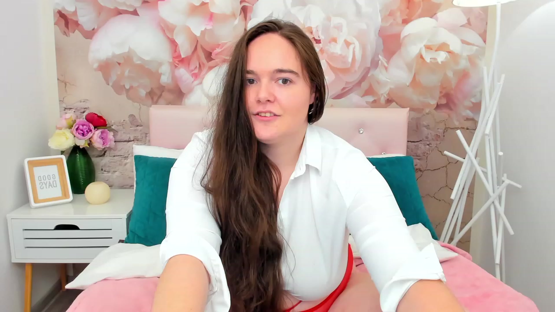 Gallery image thumbnail from SabinaRey's myfreecams stream on, 11/19/2023, 13:02 image 10 of 20