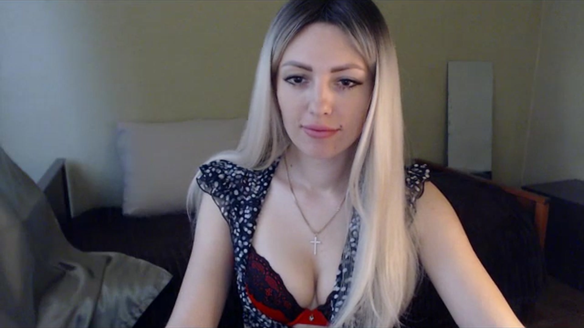 Gallery image thumbnail from Sabine8's myfreecams stream on, 05/07/2024, 10:19 image 16 of 20