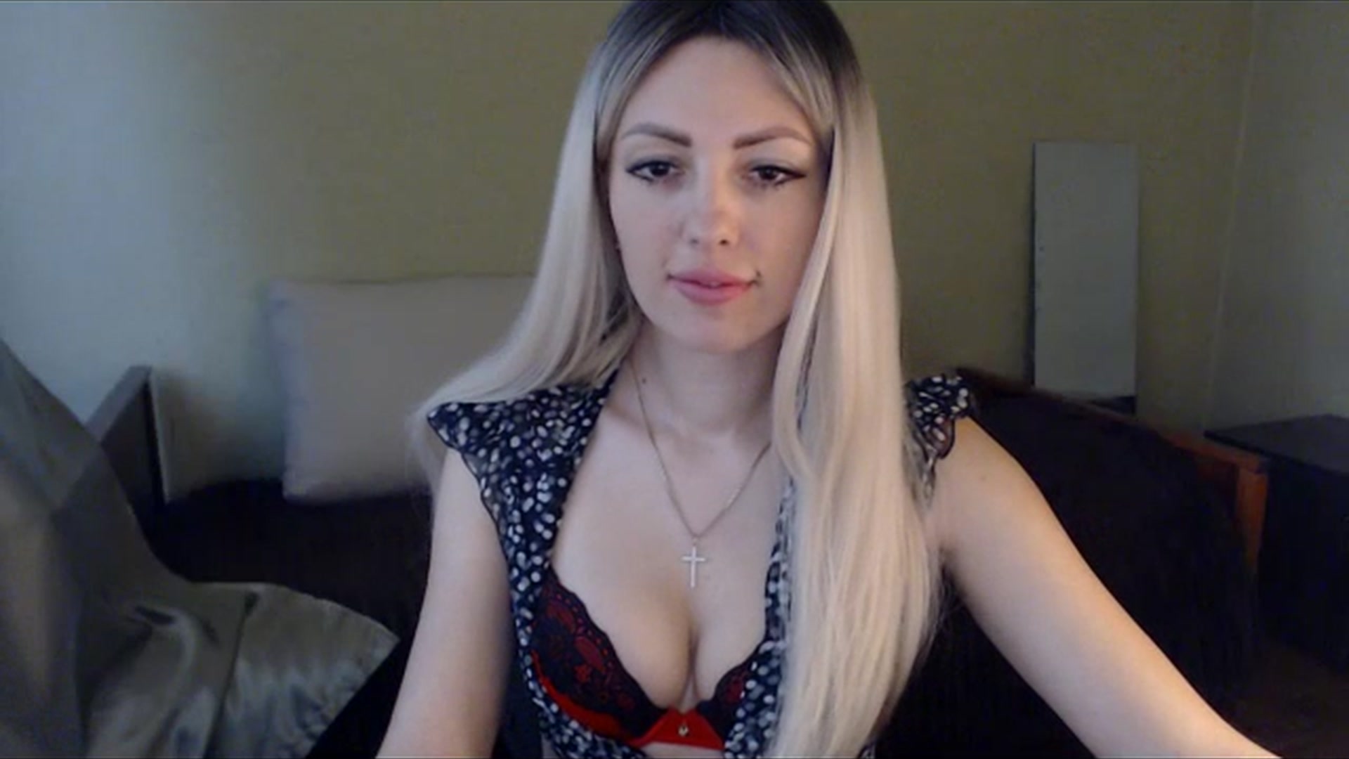 Gallery image thumbnail from Sabine8's myfreecams stream on, 05/07/2024, 10:19 image 9 of 20