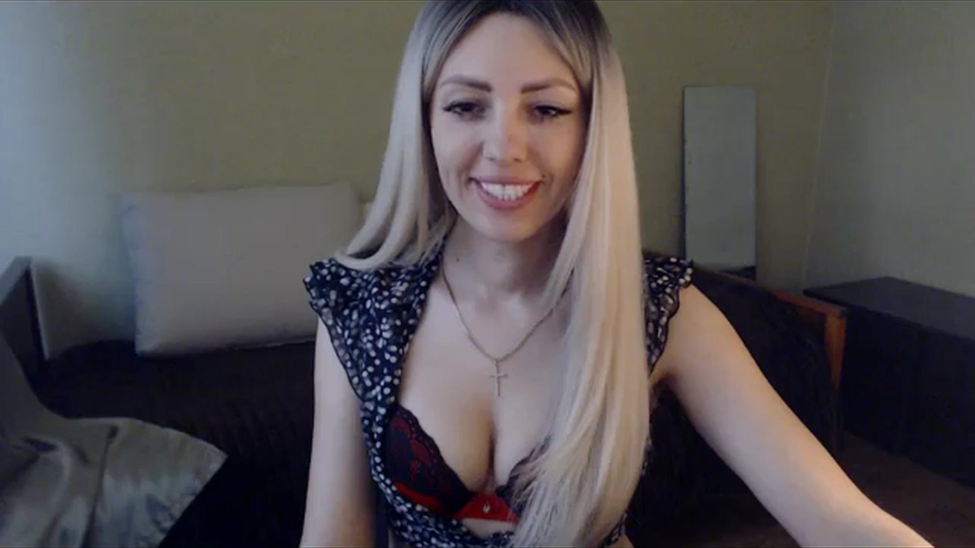 Gallery image thumbnail from Sabine8's myfreecams stream on, 05/07/2024, 10:41 image 3 of 20