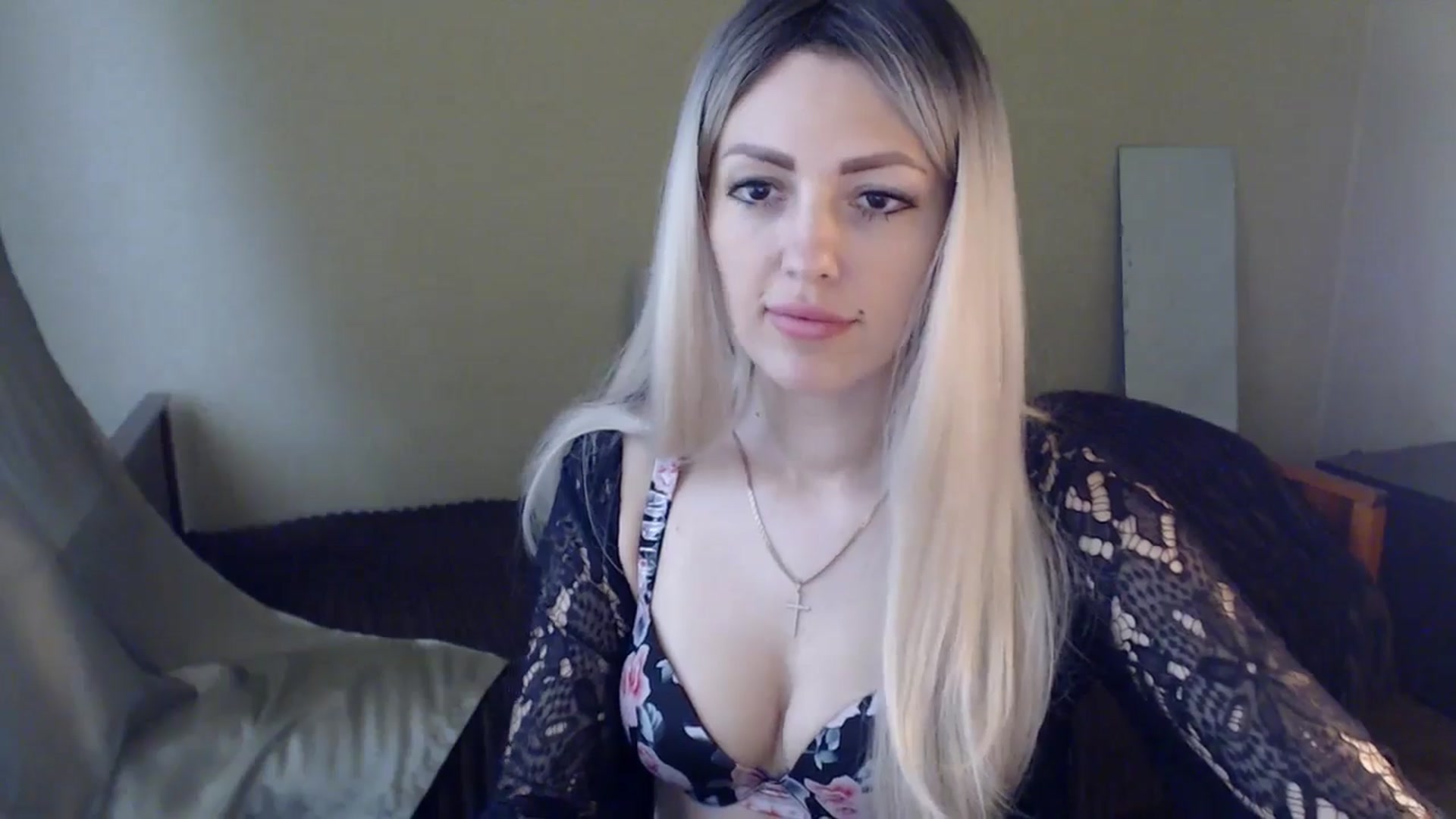 Gallery image thumbnail from Sabine8's myfreecams stream on, 05/15/2024, 10:48 image 7 of 20
