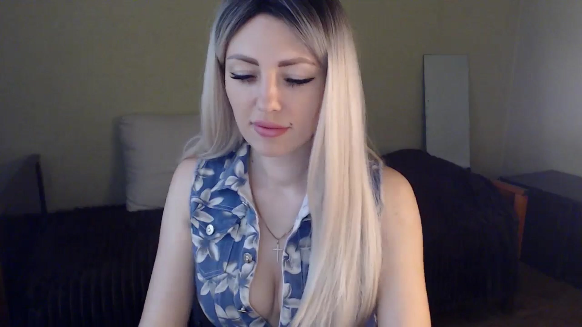 Gallery image thumbnail from Sabine8's myfreecams stream on, 05/17/2024, 09:07 image 2 of 20