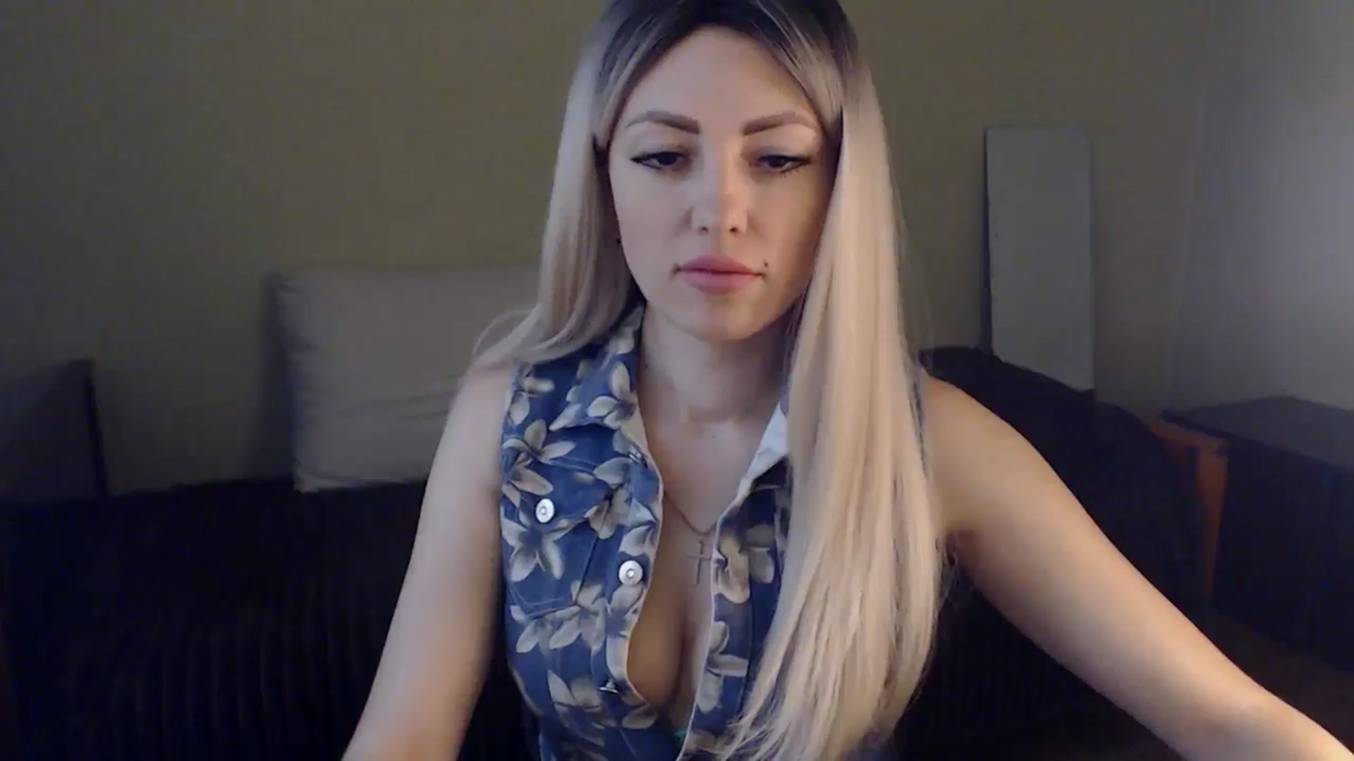 Gallery image thumbnail from Sabine8's myfreecams stream on, 05/17/2024, 09:07 image 12 of 20