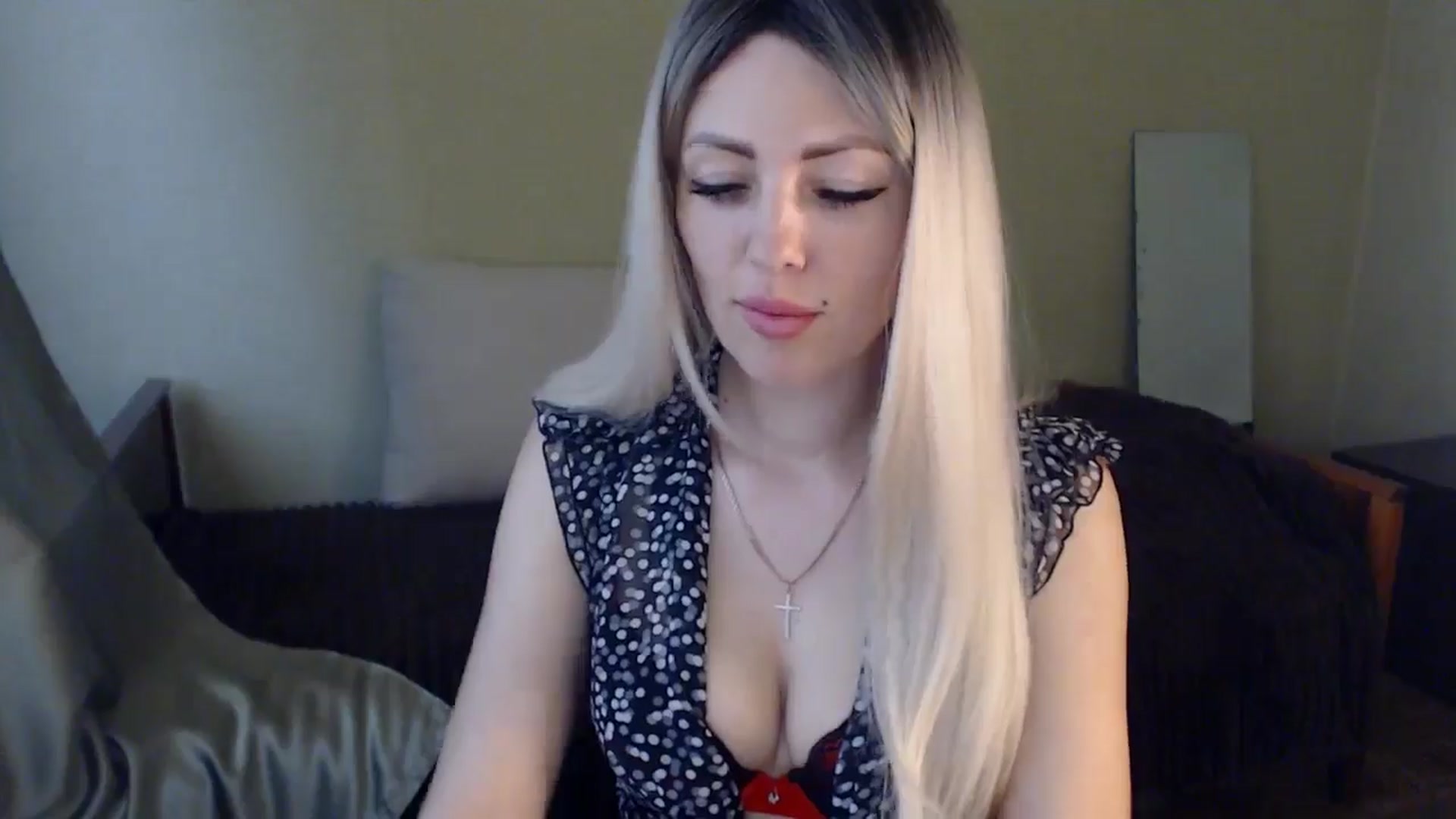 Gallery image thumbnail from Sabine8's myfreecams stream on, 05/22/2024, 10:03 image 11 of 20