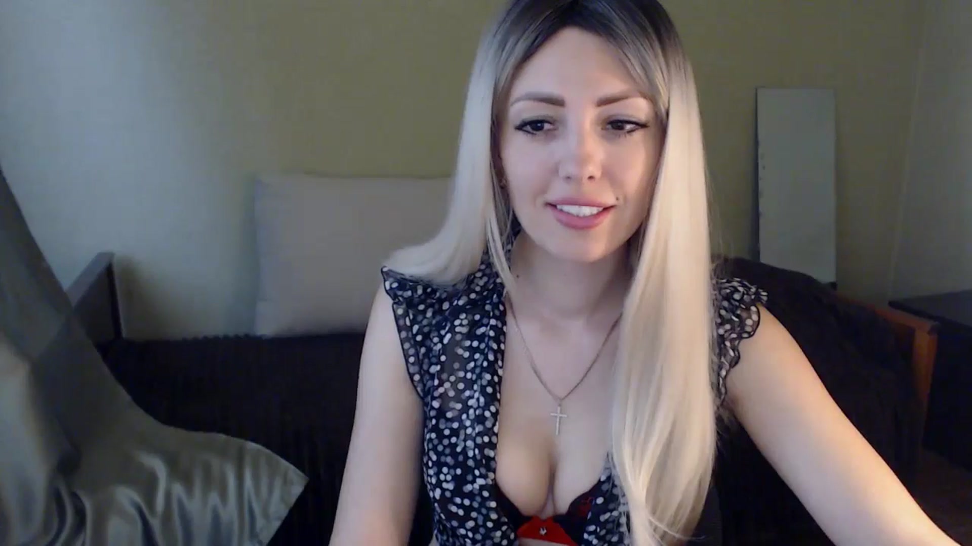 Gallery image thumbnail from Sabine8's myfreecams stream on, 05/22/2024, 10:03 image 8 of 20