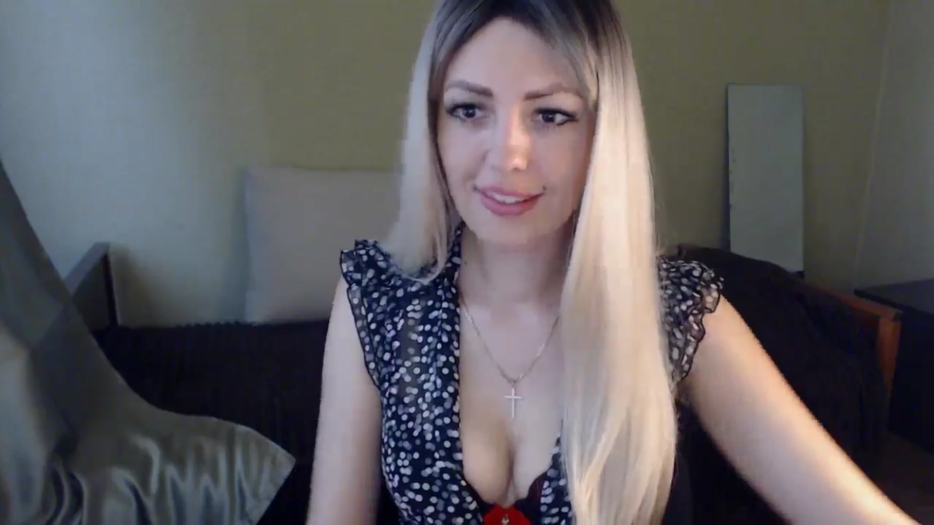 Gallery image thumbnail from Sabine8's myfreecams stream on, 05/22/2024, 10:03 image 18 of 20