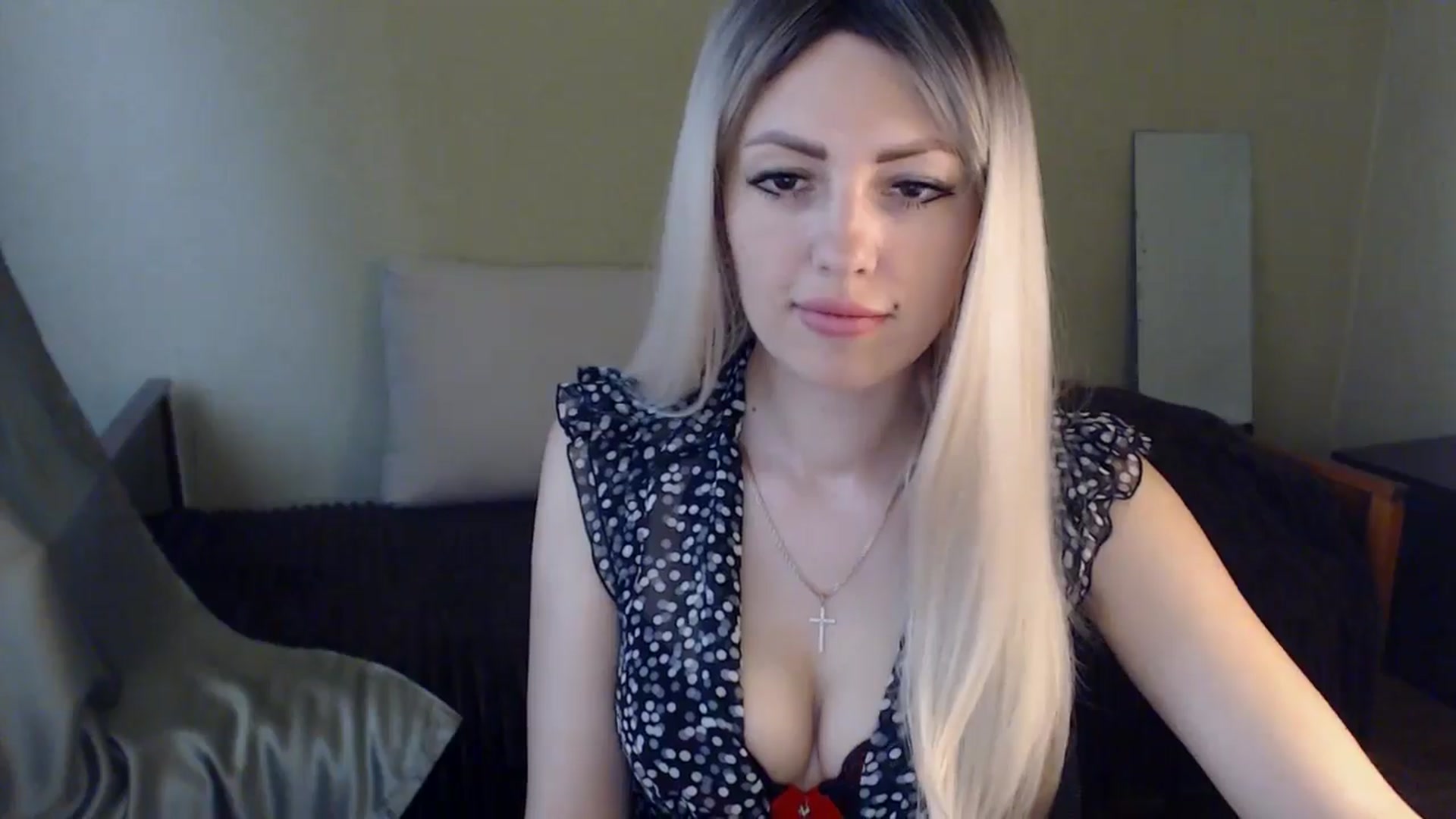 Gallery image thumbnail from Sabine8's myfreecams stream on, 05/22/2024, 10:03 image 17 of 20
