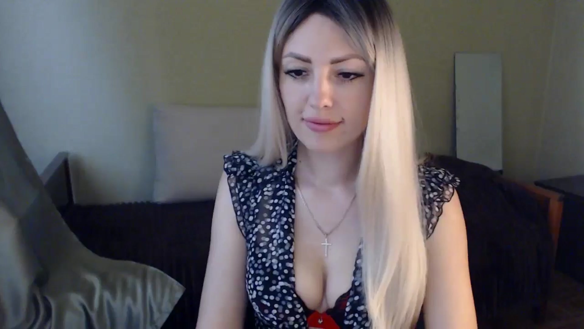 Gallery image thumbnail from Sabine8's myfreecams stream on, 05/22/2024, 10:03 image 14 of 20