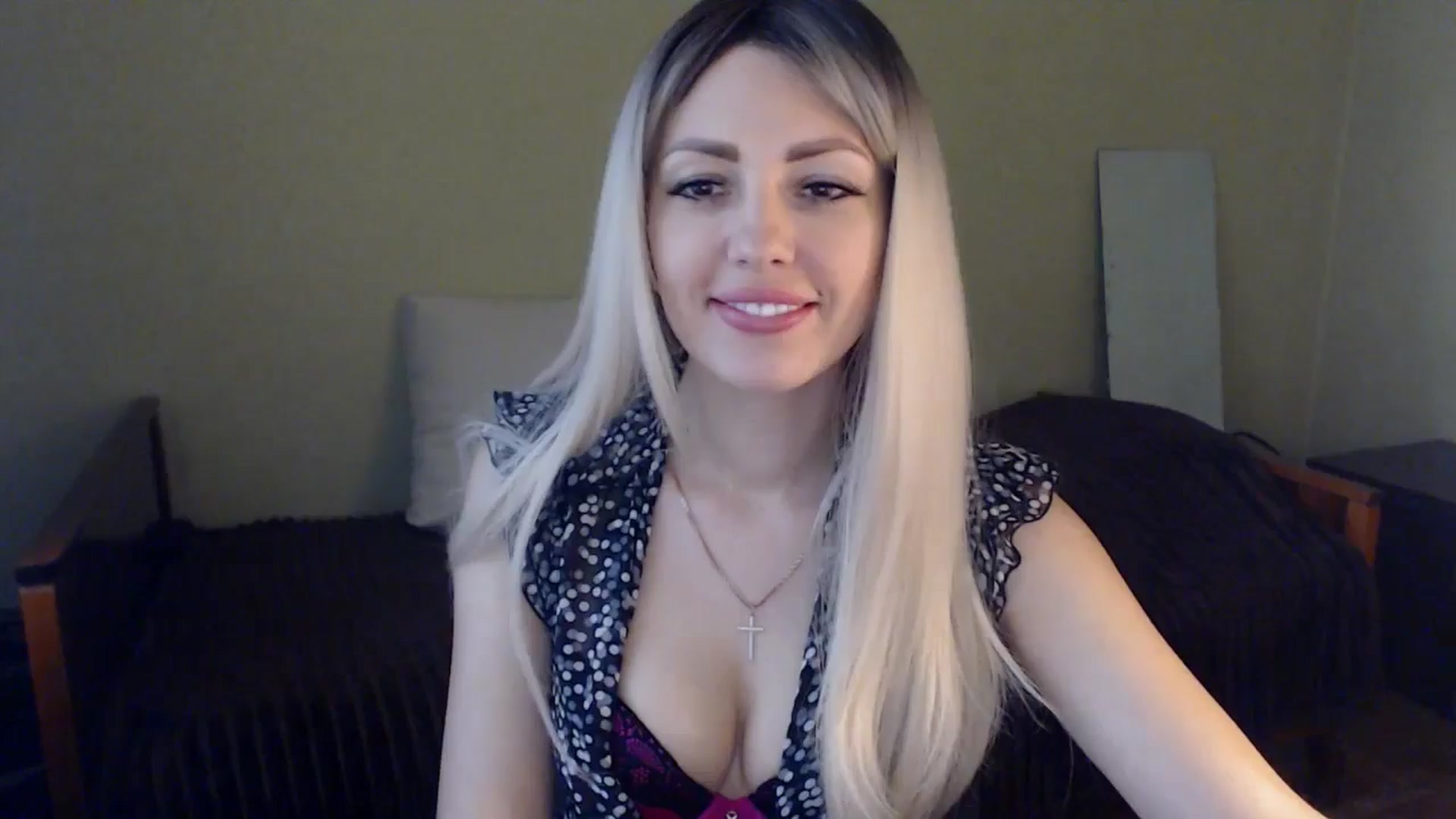 Gallery image thumbnail from Sabine8's myfreecams stream on, 05/23/2024, 10:18 image 17 of 20