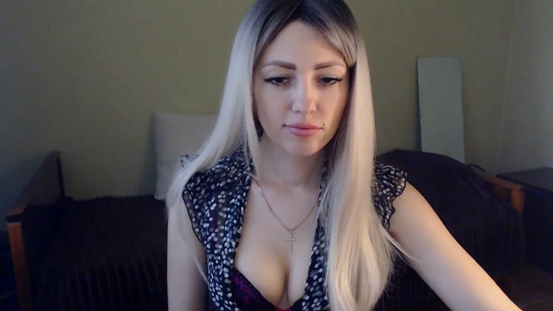 Gallery image thumbnail from Sabine8's myfreecams stream on, 05/23/2024, 10:18 image 15 of 20