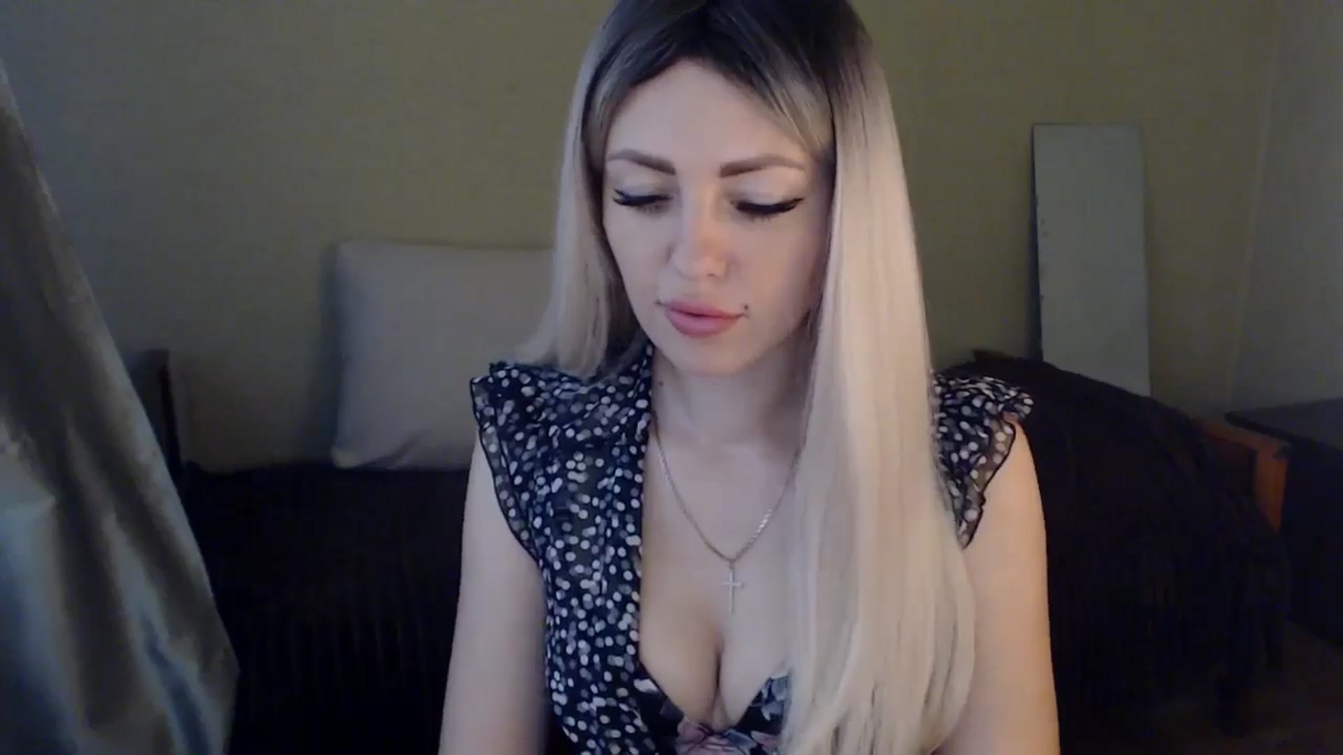 Gallery image thumbnail from Sabine8's myfreecams stream on, 05/25/2024, 07:56 image 10 of 20