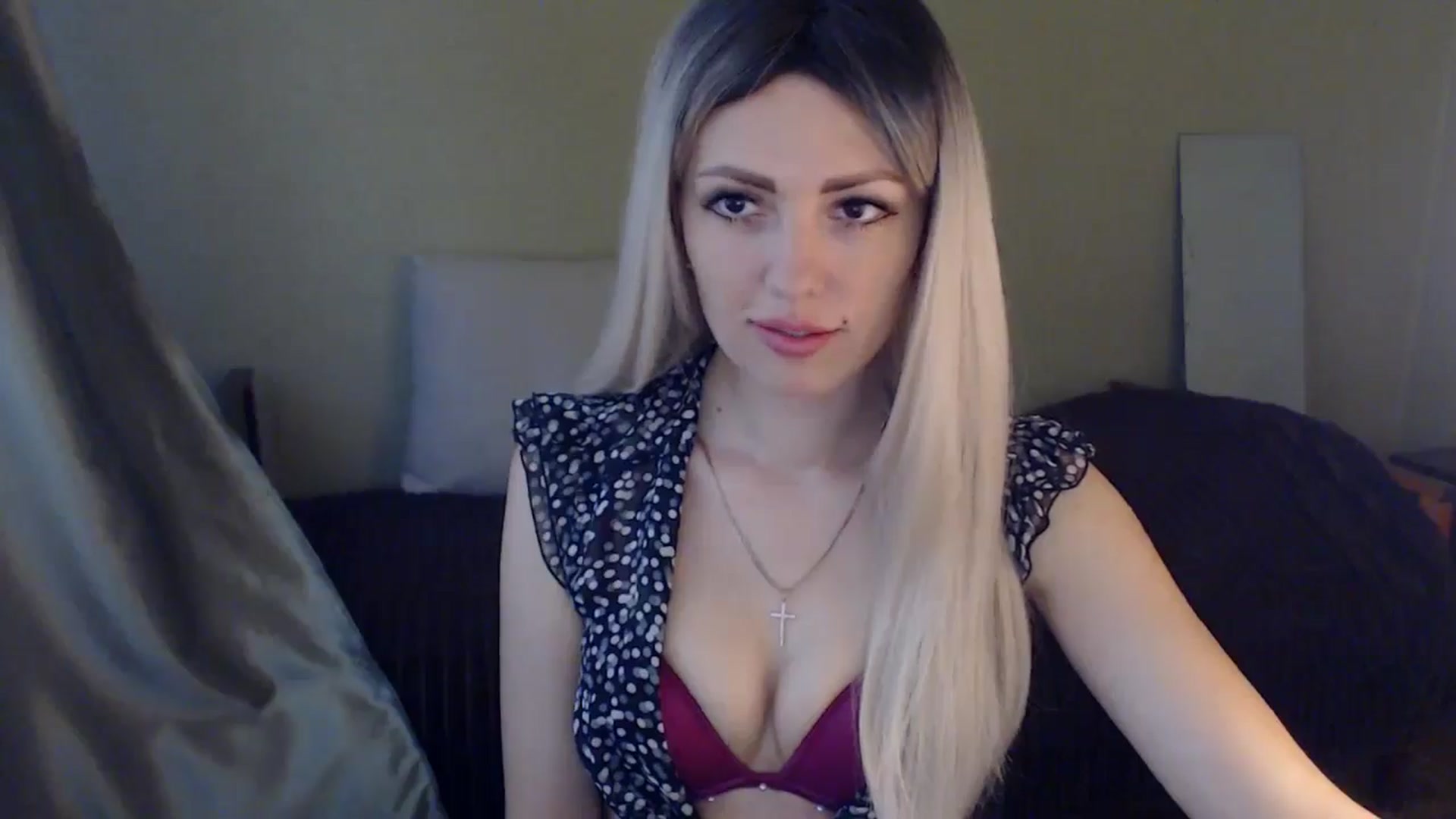 Gallery image thumbnail from Sabine8's myfreecams stream on, 05/28/2024, 08:33 image 4 of 20