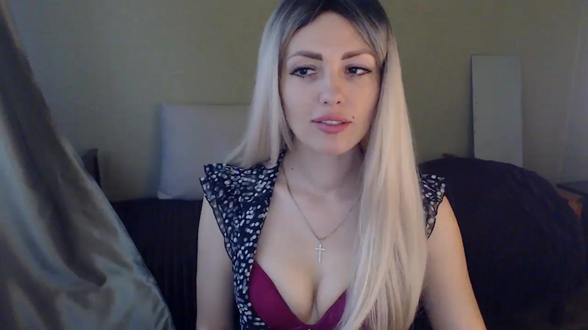 Gallery image thumbnail from Sabine8's myfreecams stream on, 05/28/2024, 08:33 image 19 of 20